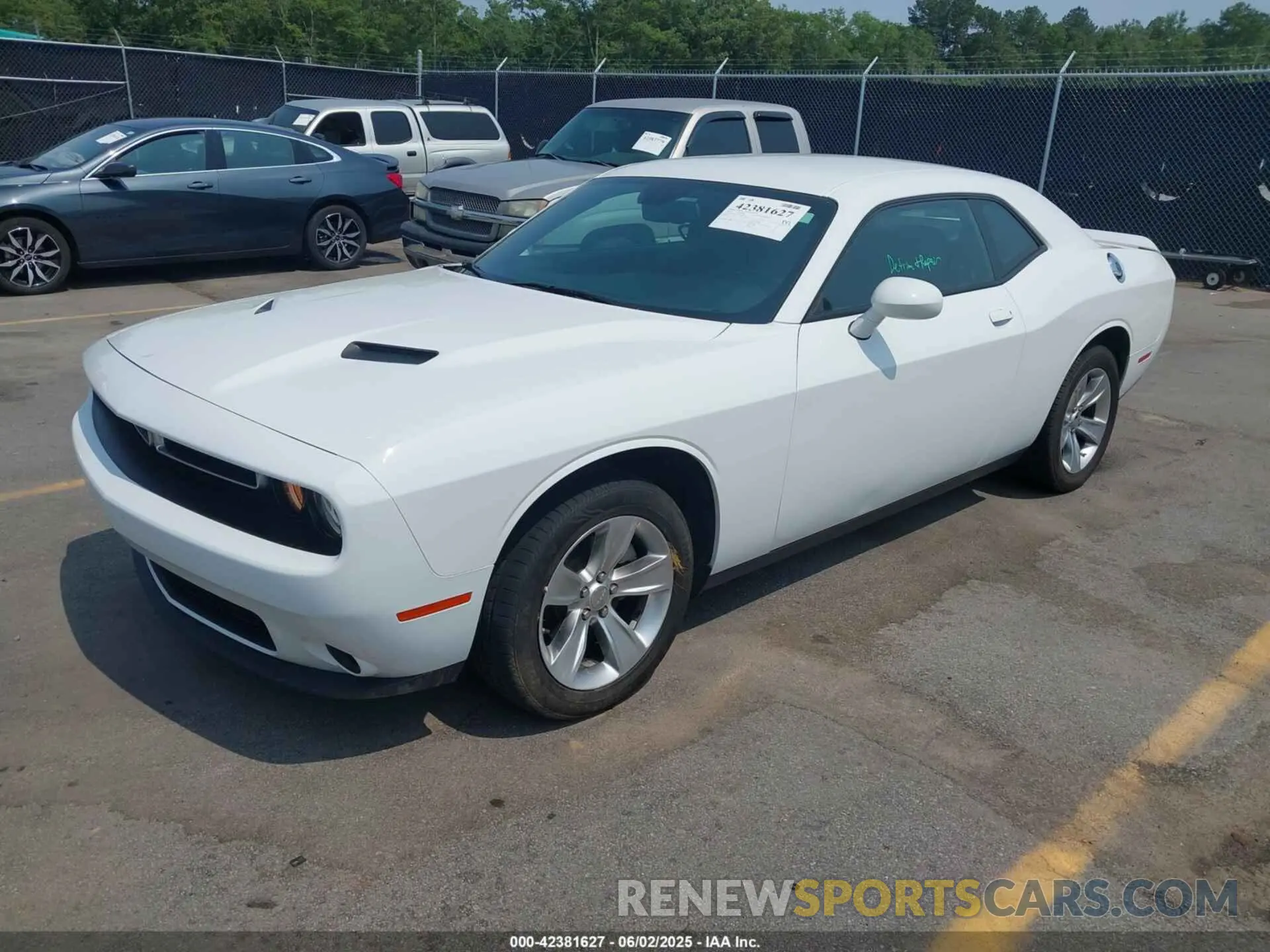 2 Photograph of a damaged car 2C3CDZAG0NH260438 DODGE CHALLENGER 2022
