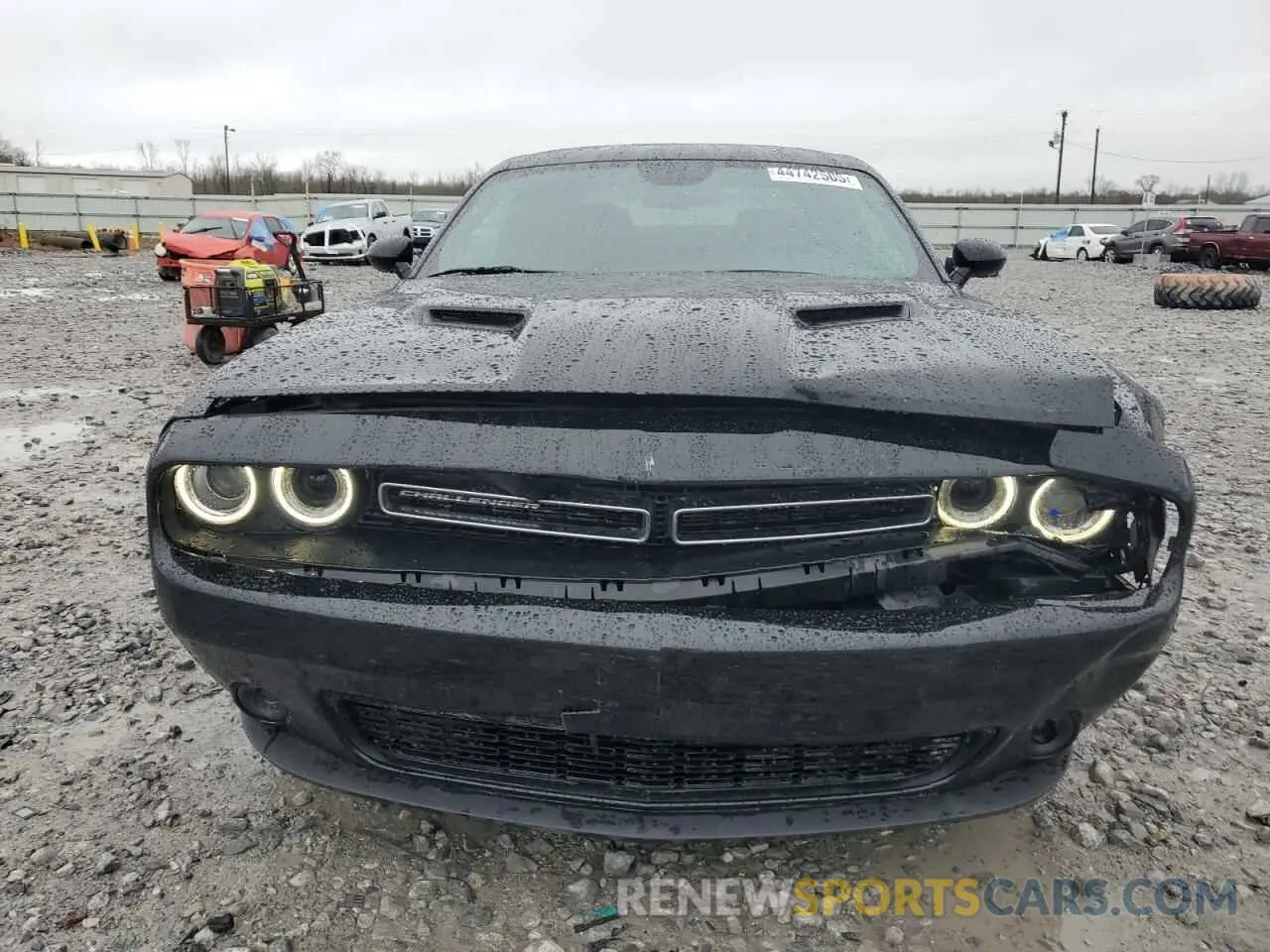 5 Photograph of a damaged car 2C3CDZAG2NH211516 DODGE CHALLENGER 2022