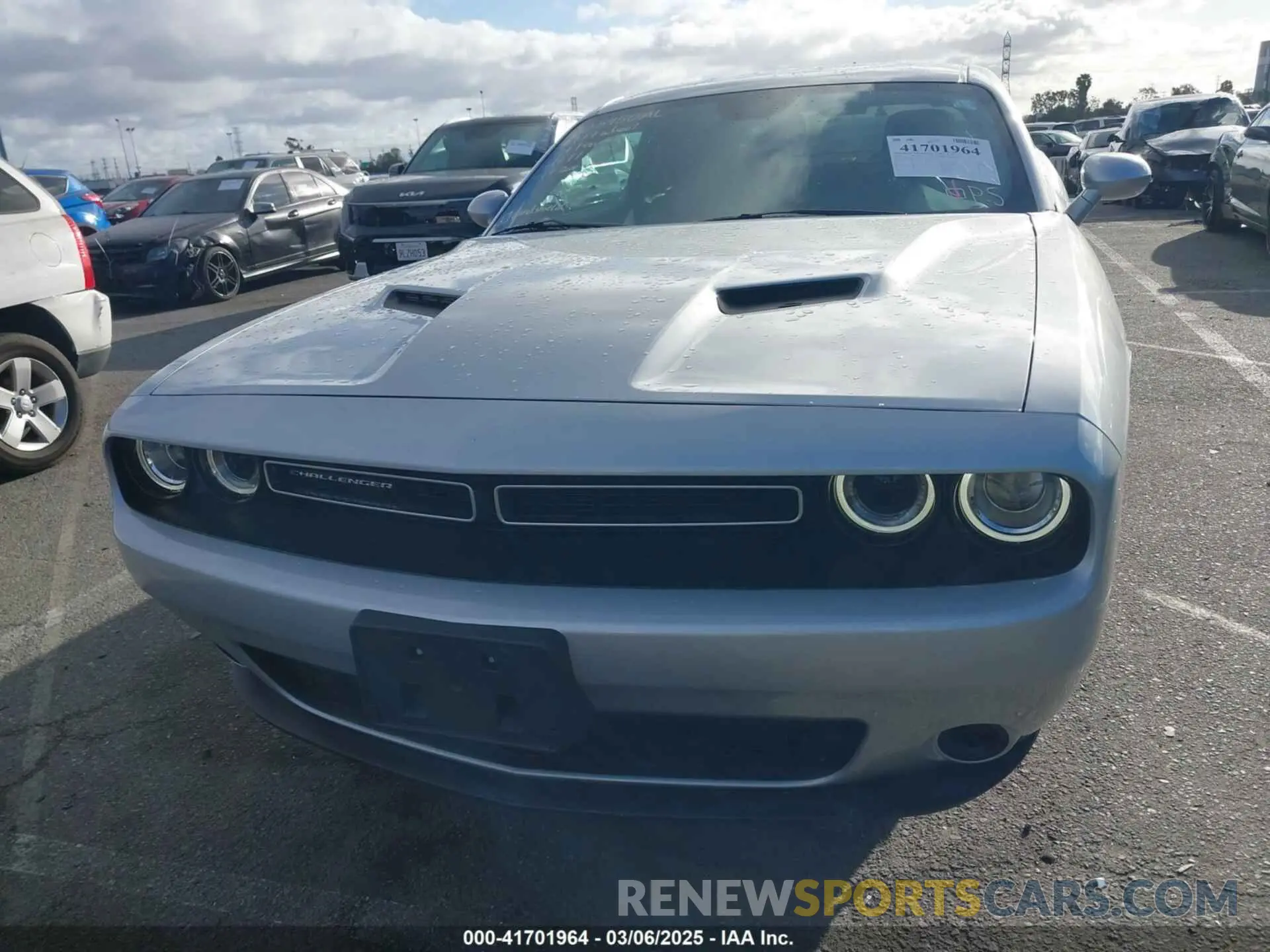 12 Photograph of a damaged car 2C3CDZAG3NH112977 DODGE CHALLENGER 2022