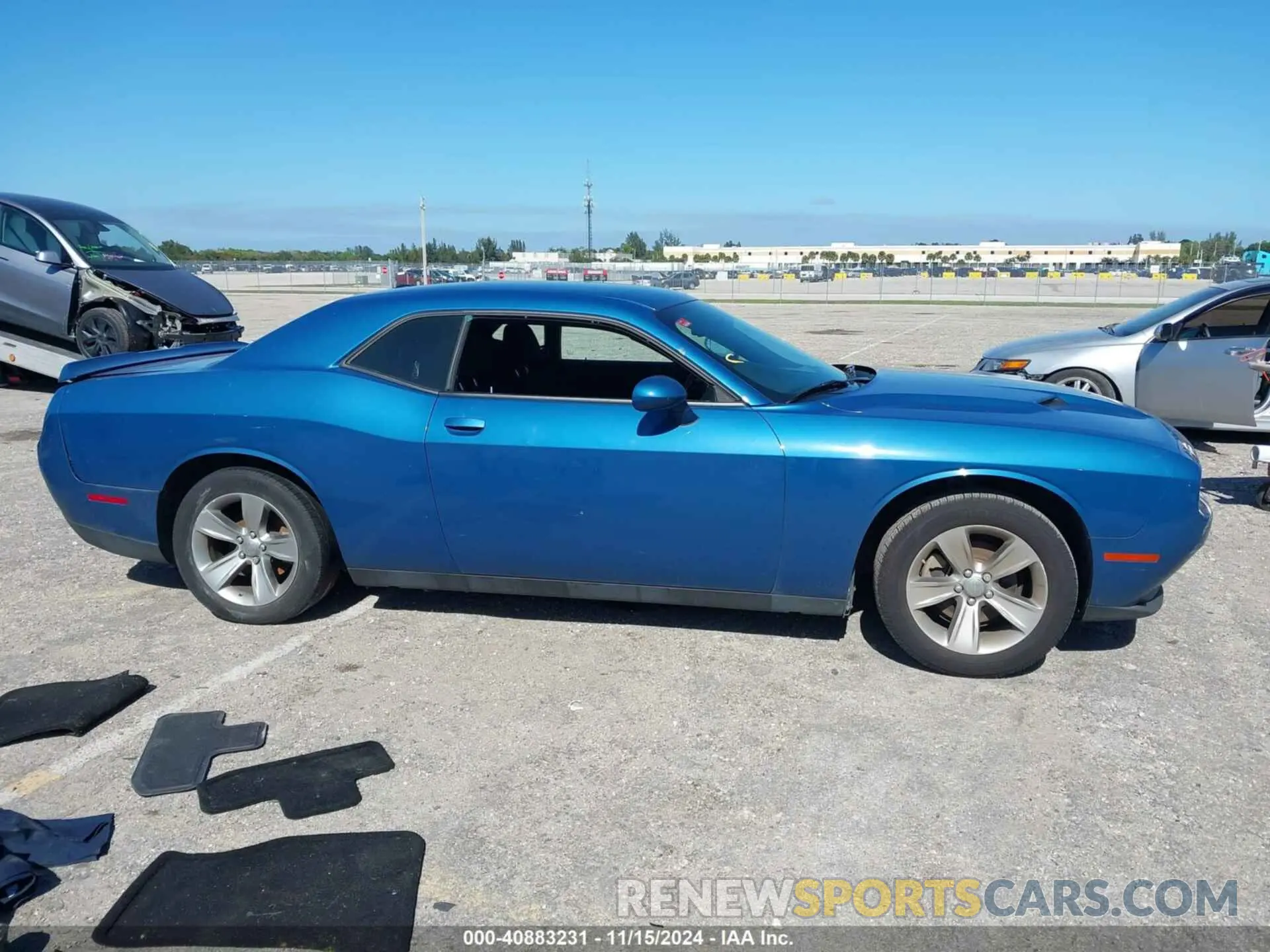 12 Photograph of a damaged car 2C3CDZAG4NH223554 DODGE CHALLENGER 2022