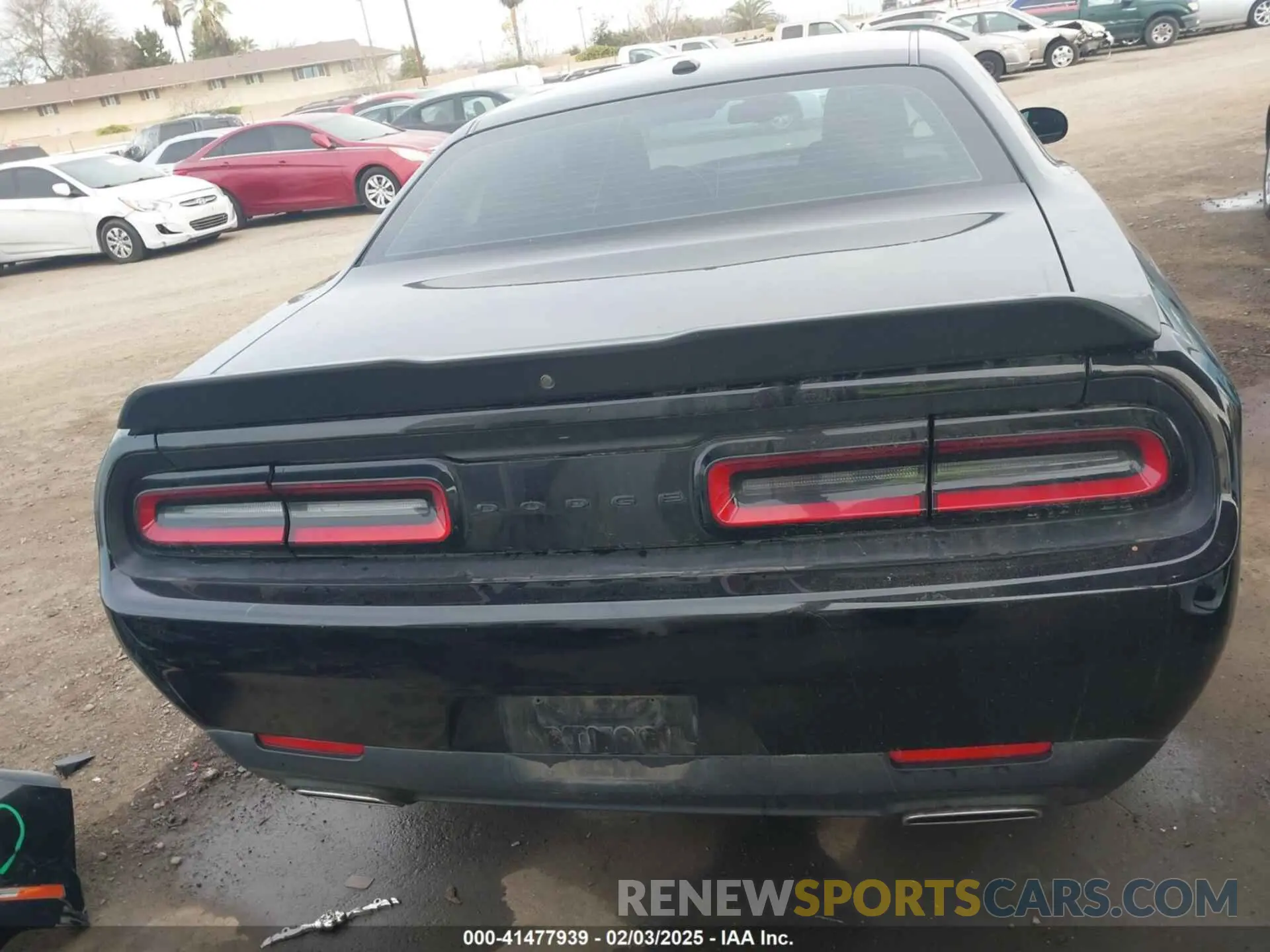 17 Photograph of a damaged car 2C3CDZAG5NH151666 DODGE CHALLENGER 2022