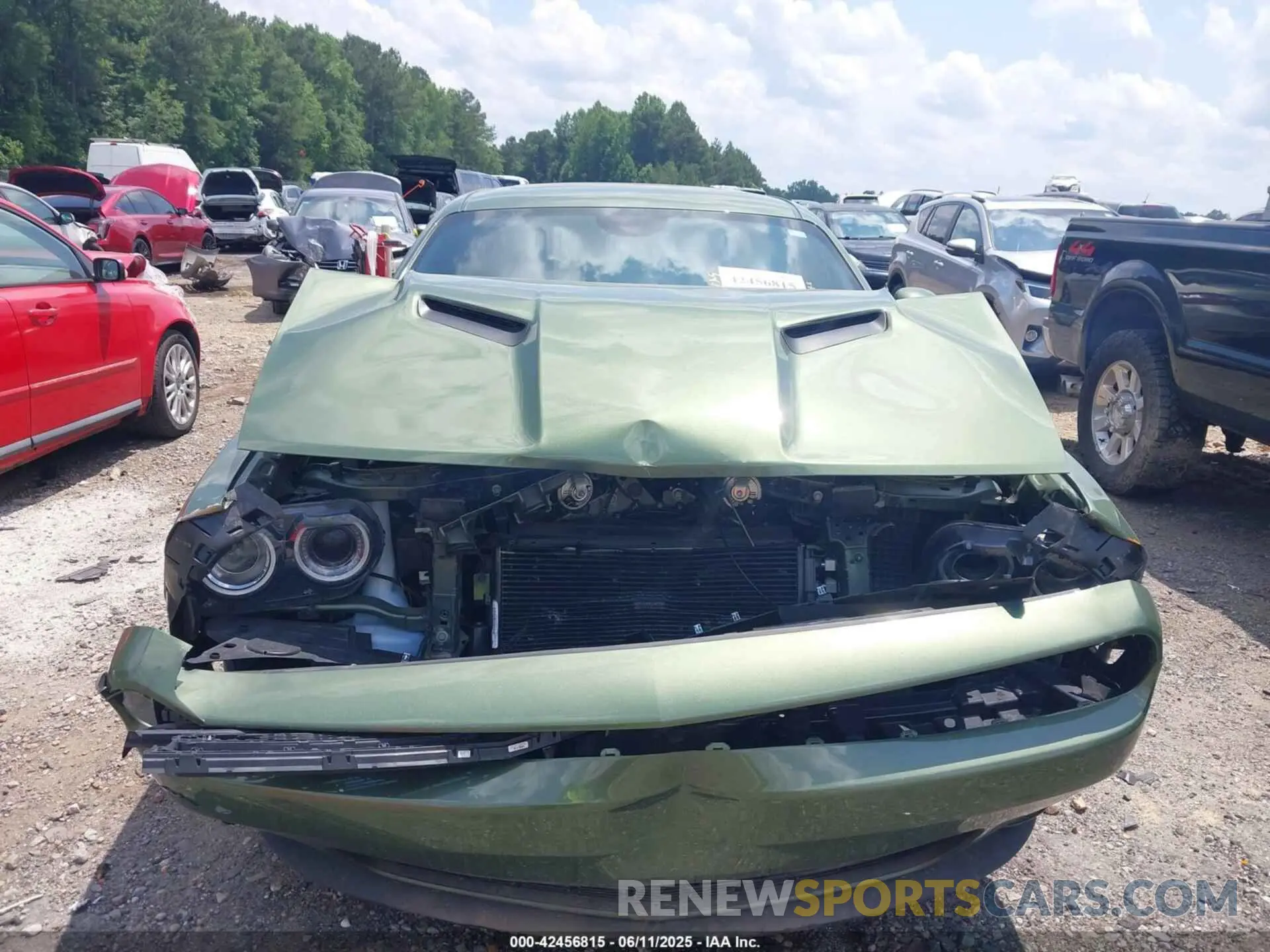 12 Photograph of a damaged car 2C3CDZAG5NH188068 DODGE CHALLENGER 2022