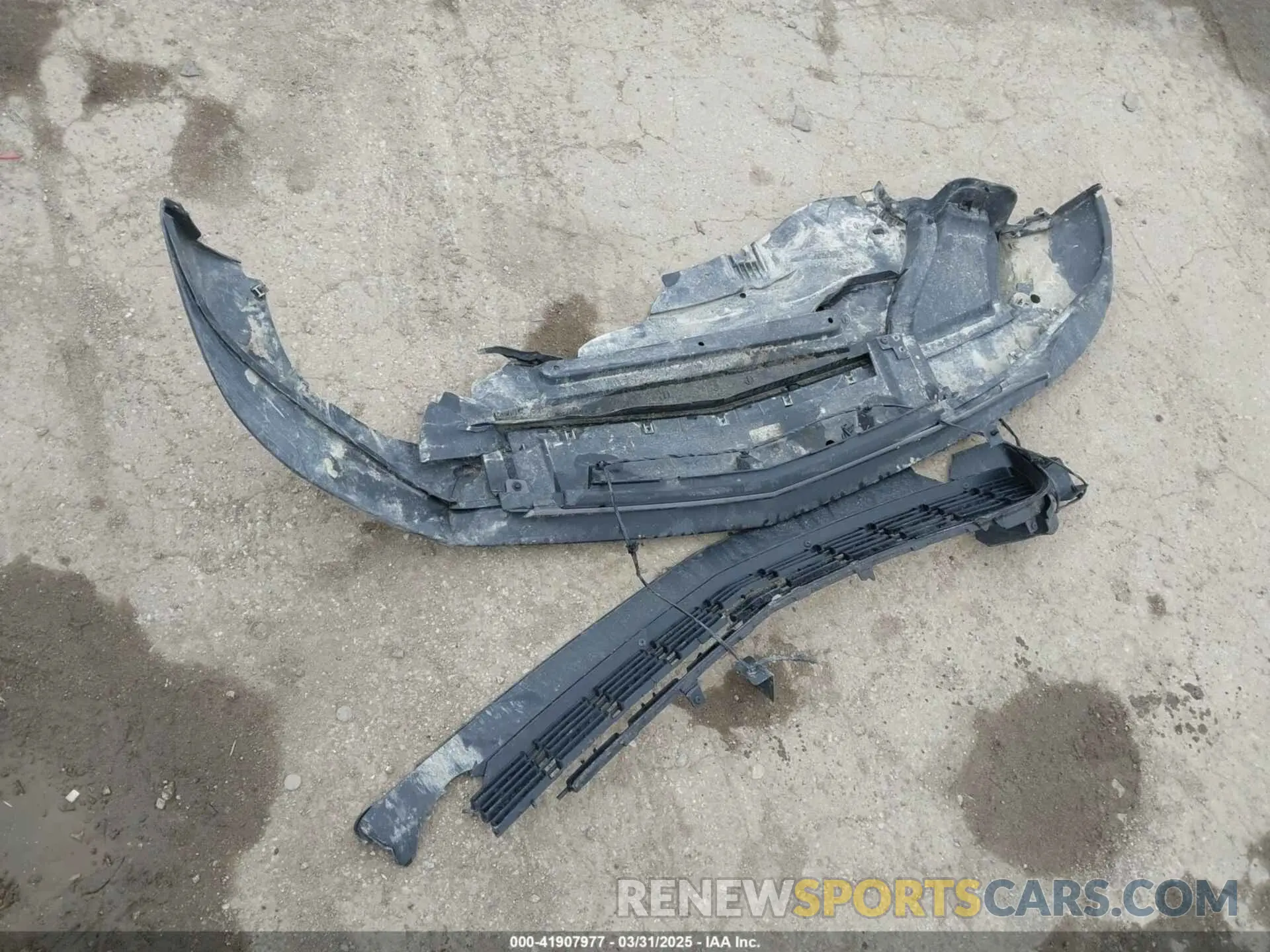 12 Photograph of a damaged car 2C3CDZAG5NH211347 DODGE CHALLENGER 2022
