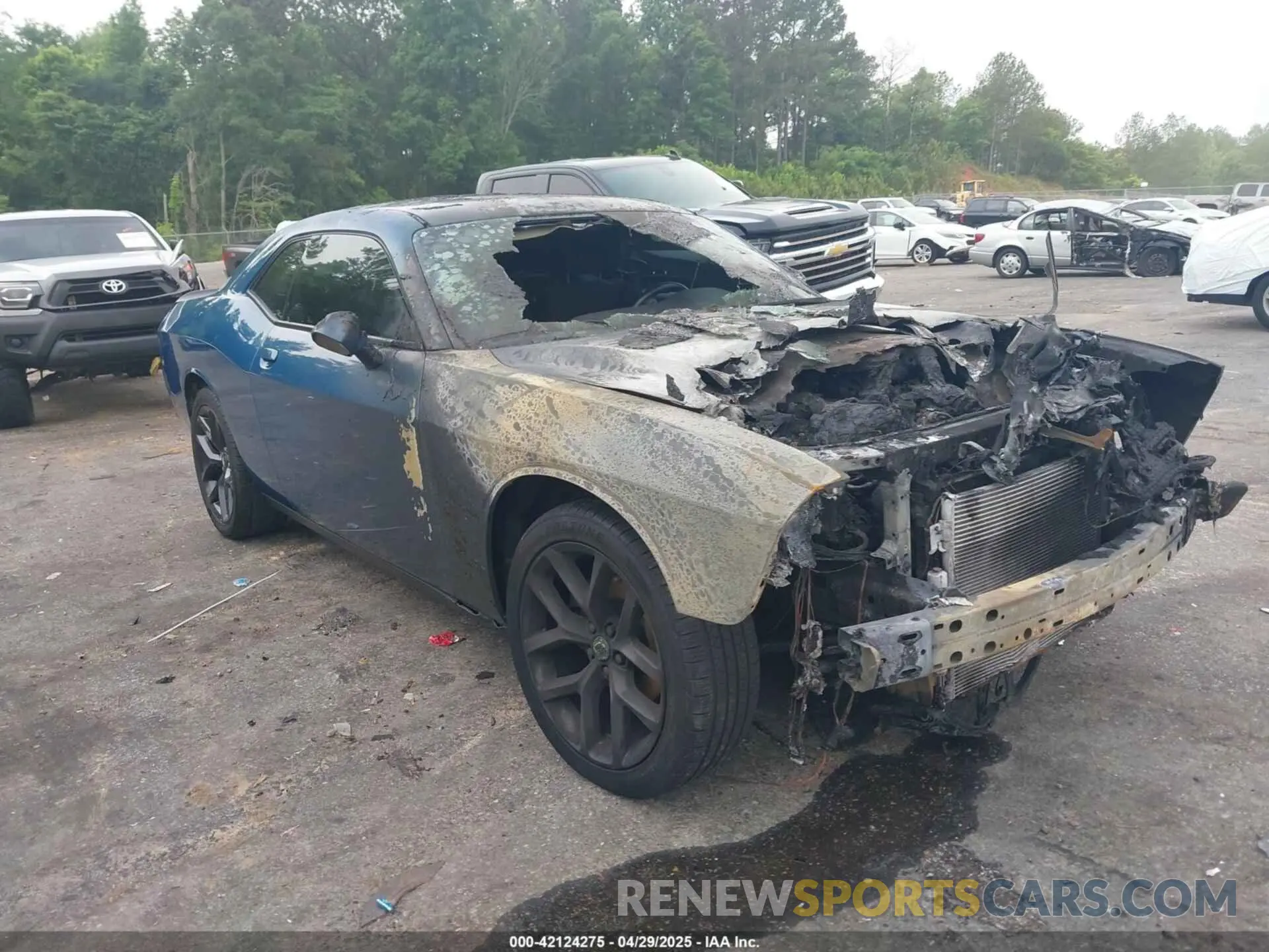 1 Photograph of a damaged car 2C3CDZAG5NH257521 DODGE CHALLENGER 2022
