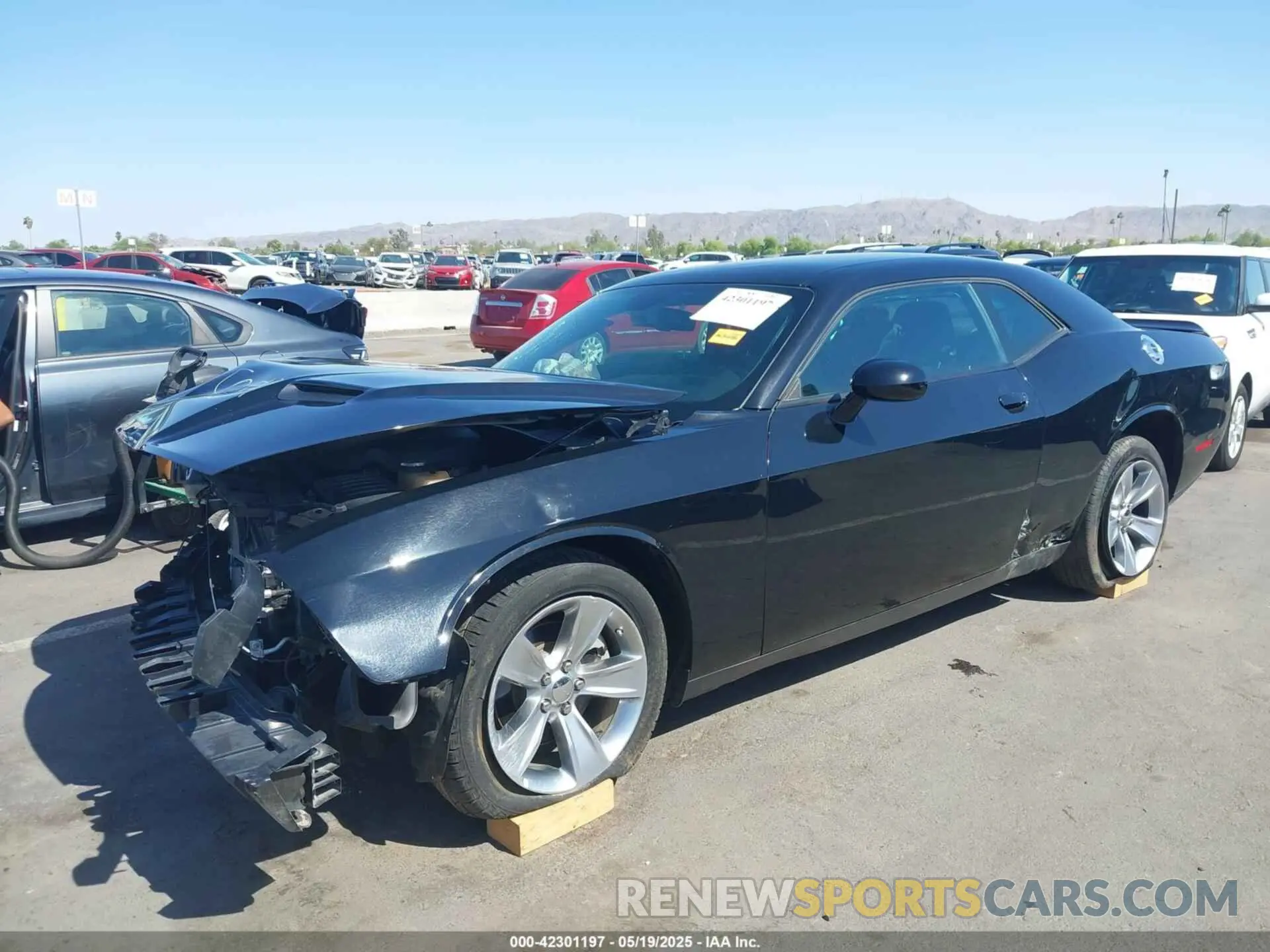 2 Photograph of a damaged car 2C3CDZAG5NH261164 DODGE CHALLENGER 2022