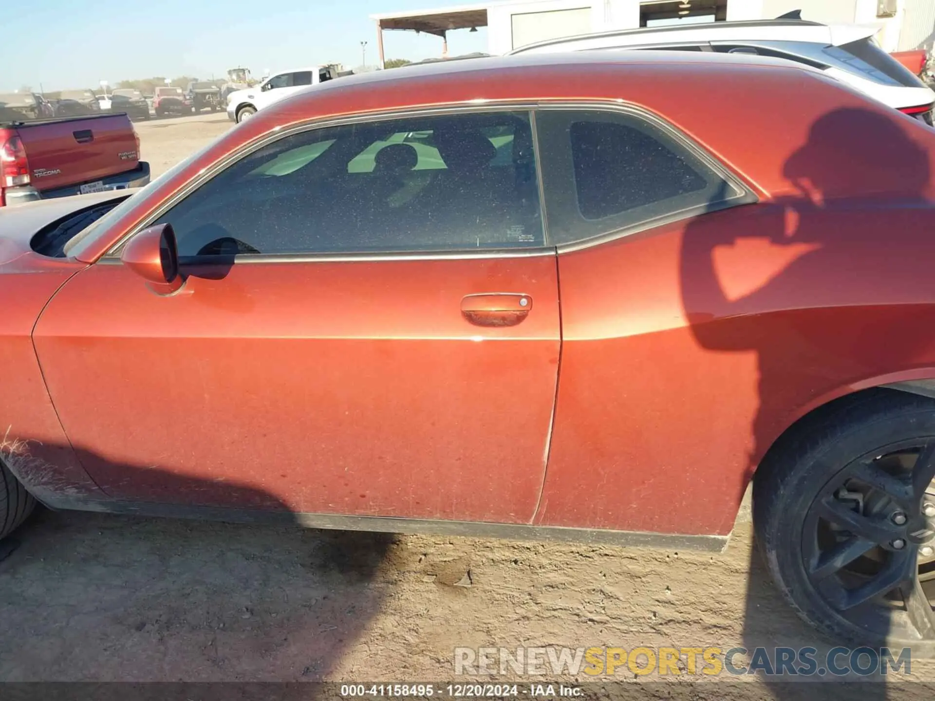 14 Photograph of a damaged car 2C3CDZAG6NH137789 DODGE CHALLENGER 2022
