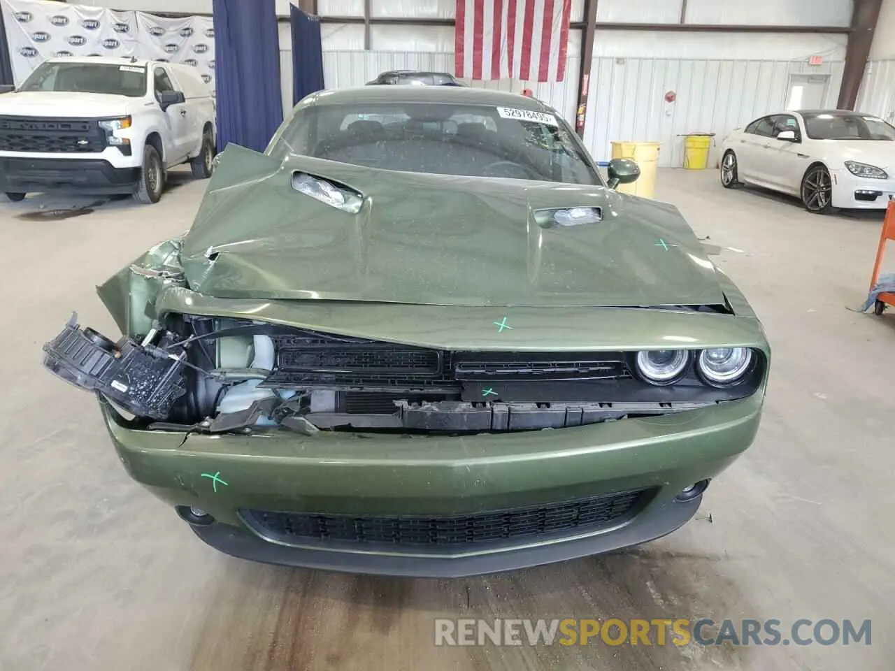 5 Photograph of a damaged car 2C3CDZAGXNH226667 DODGE CHALLENGER 2022