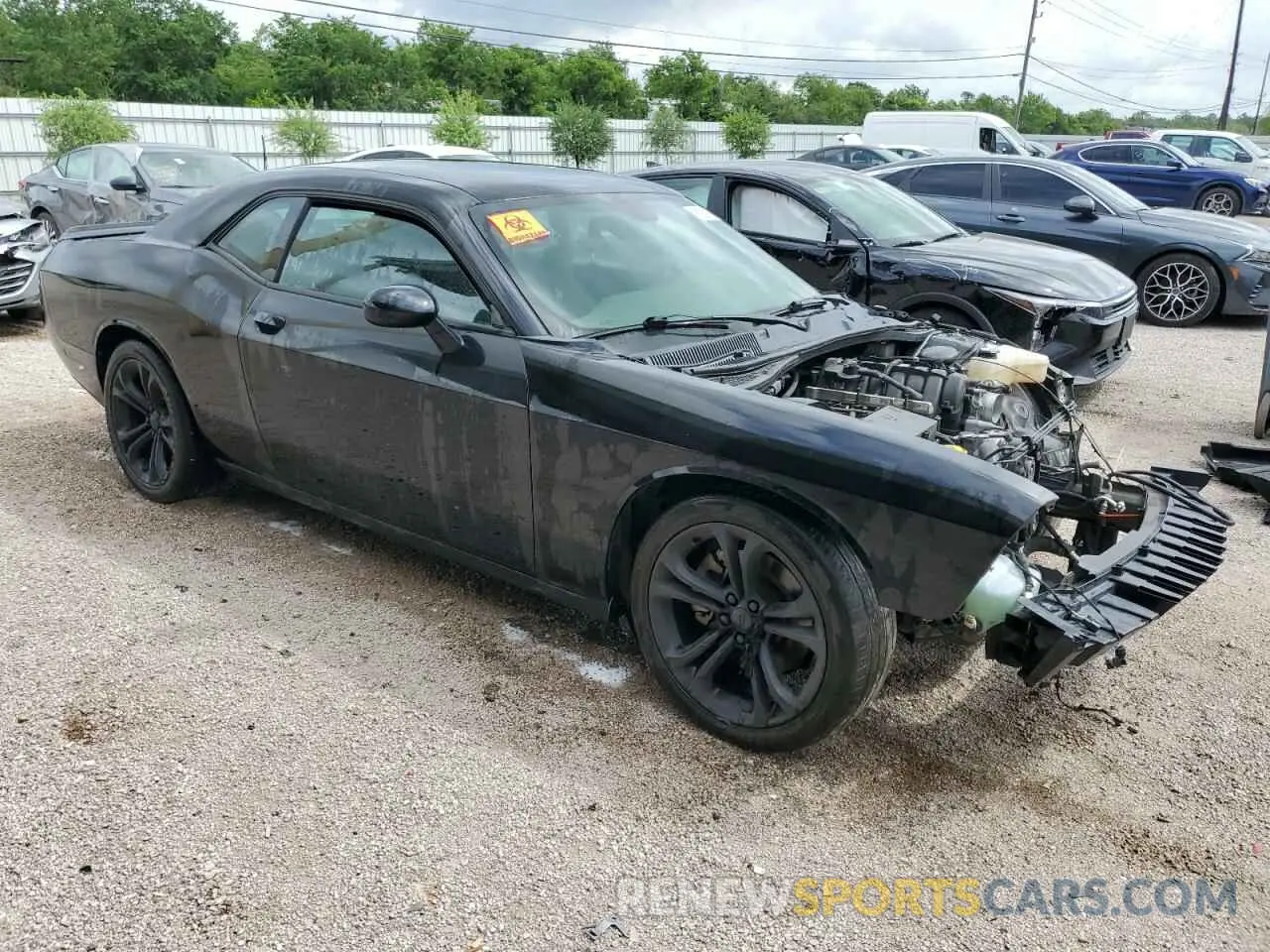 4 Photograph of a damaged car 2C3CDZBT2NH131869 DODGE CHALLENGER 2022