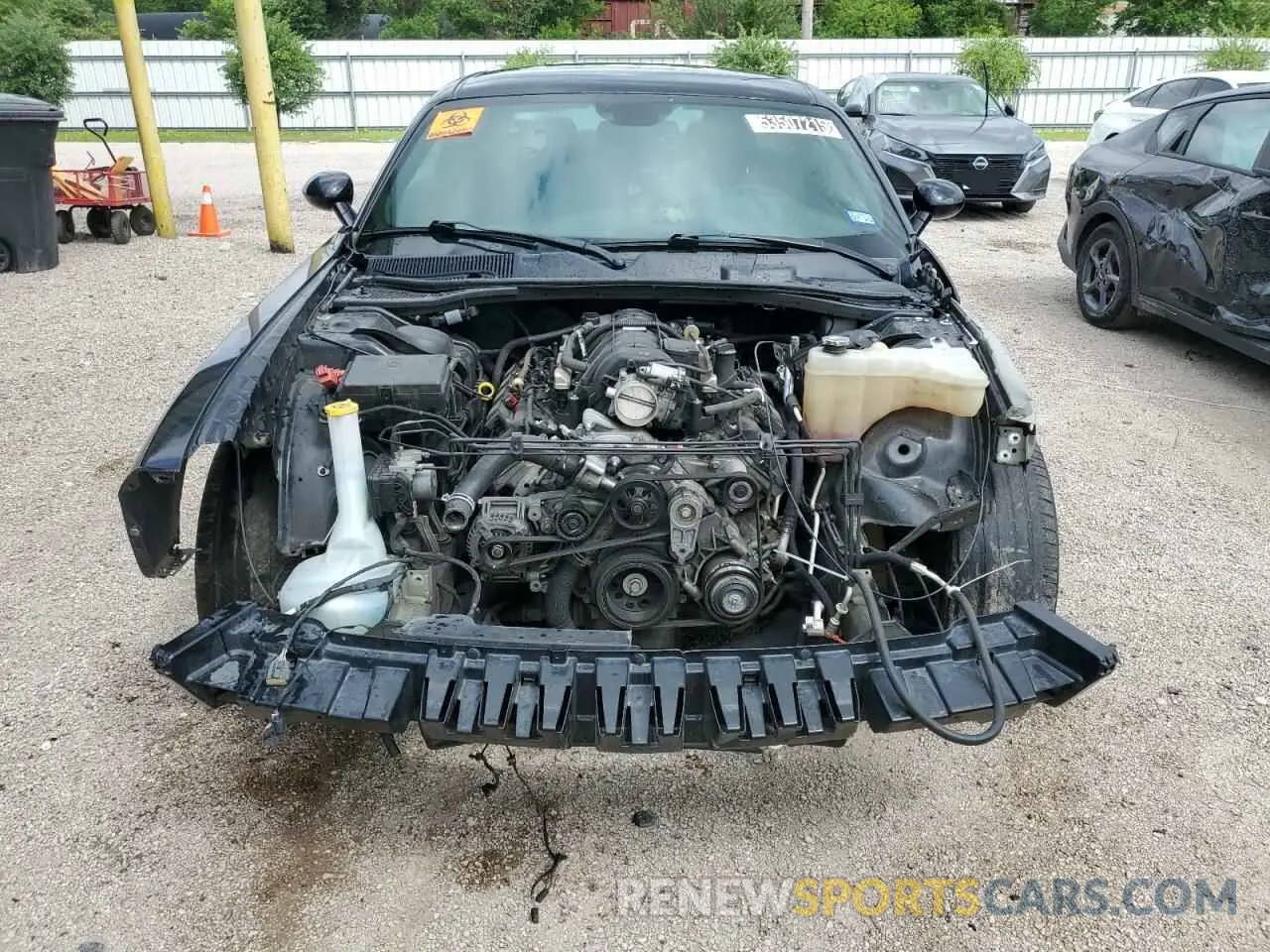 5 Photograph of a damaged car 2C3CDZBT2NH131869 DODGE CHALLENGER 2022