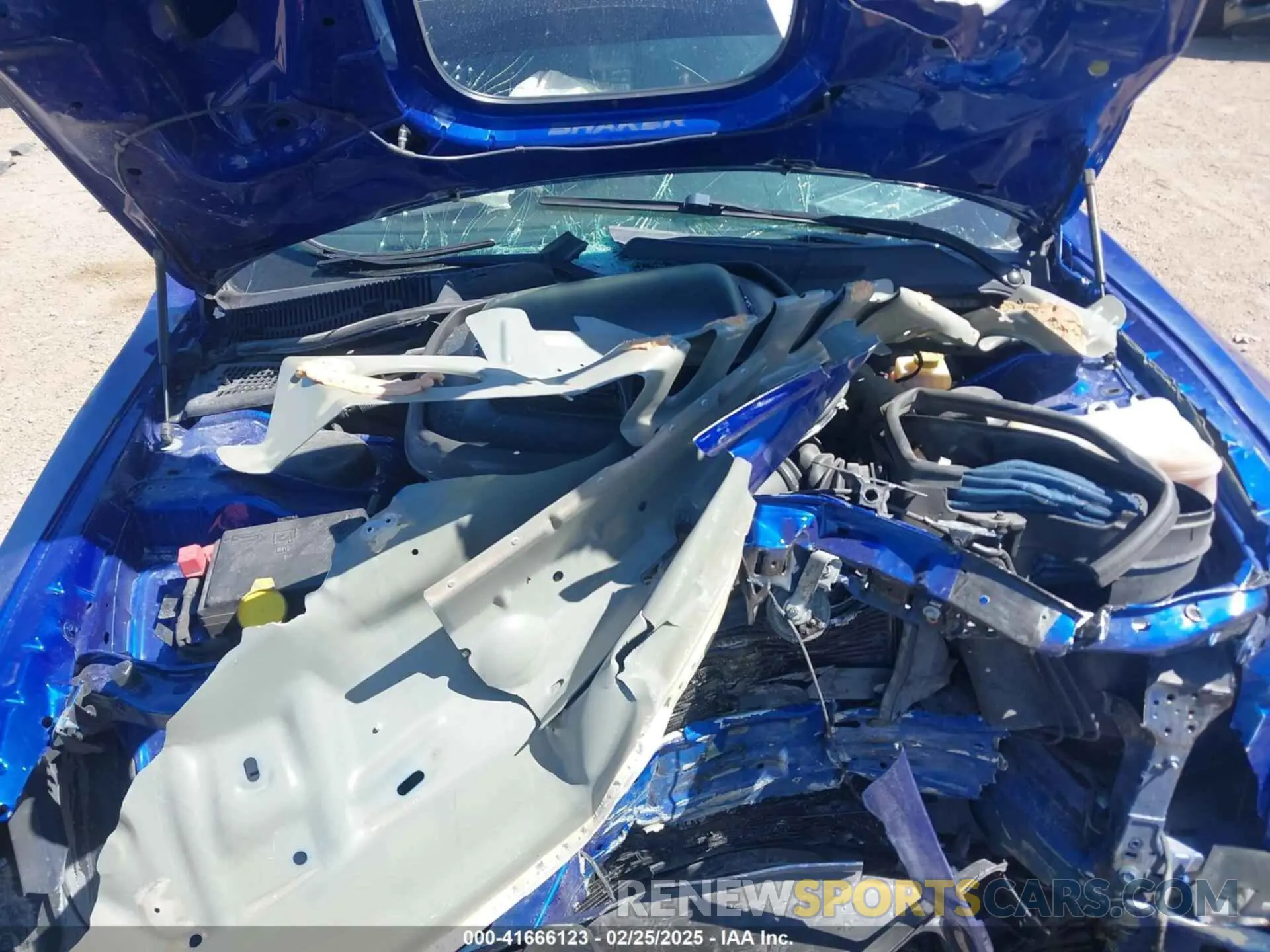 10 Photograph of a damaged car 2C3CDZBT2NH185513 DODGE CHALLENGER 2022