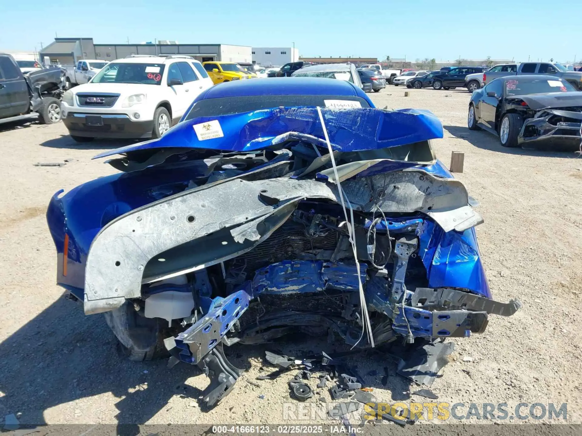 11 Photograph of a damaged car 2C3CDZBT2NH185513 DODGE CHALLENGER 2022