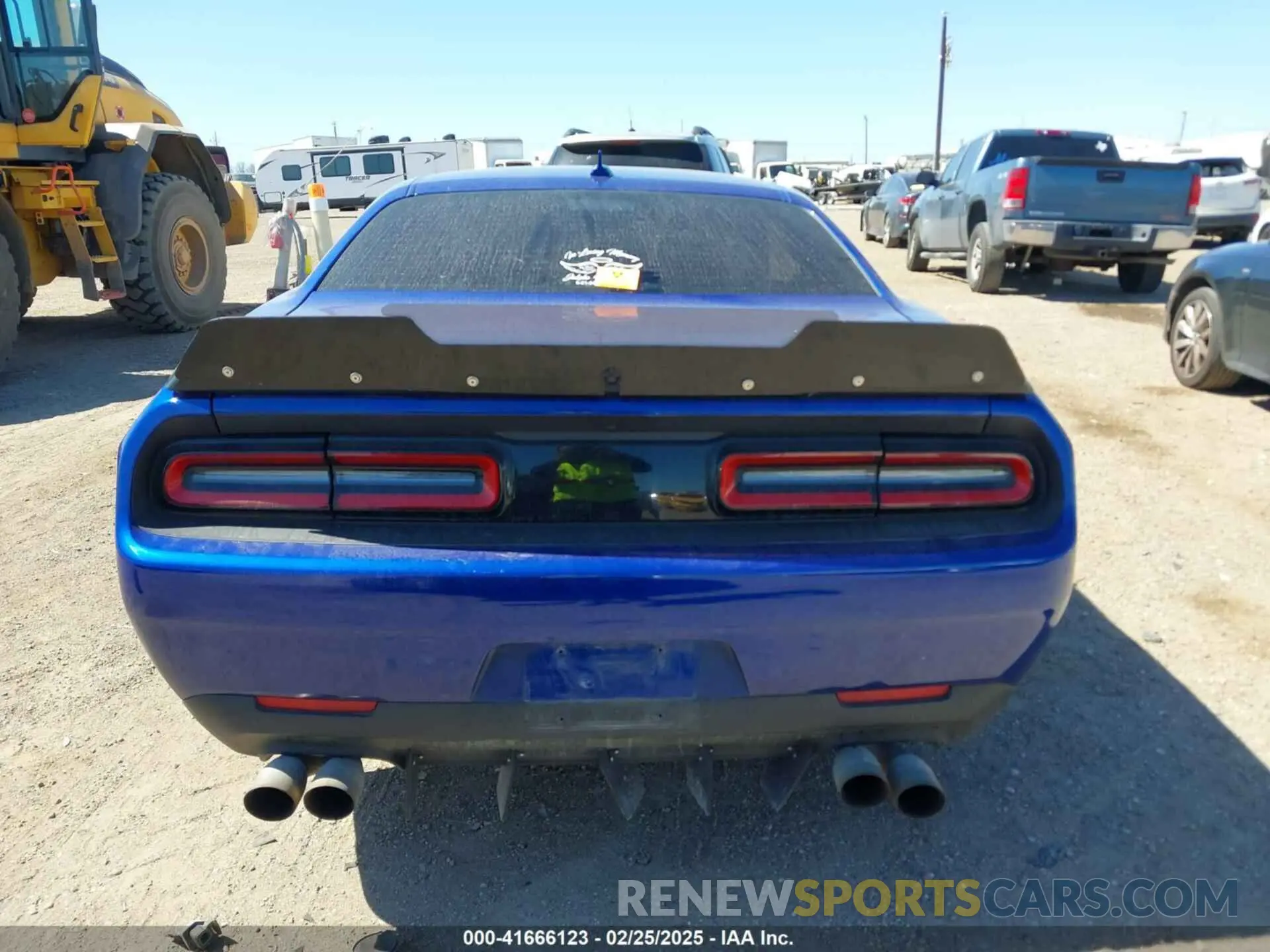 15 Photograph of a damaged car 2C3CDZBT2NH185513 DODGE CHALLENGER 2022