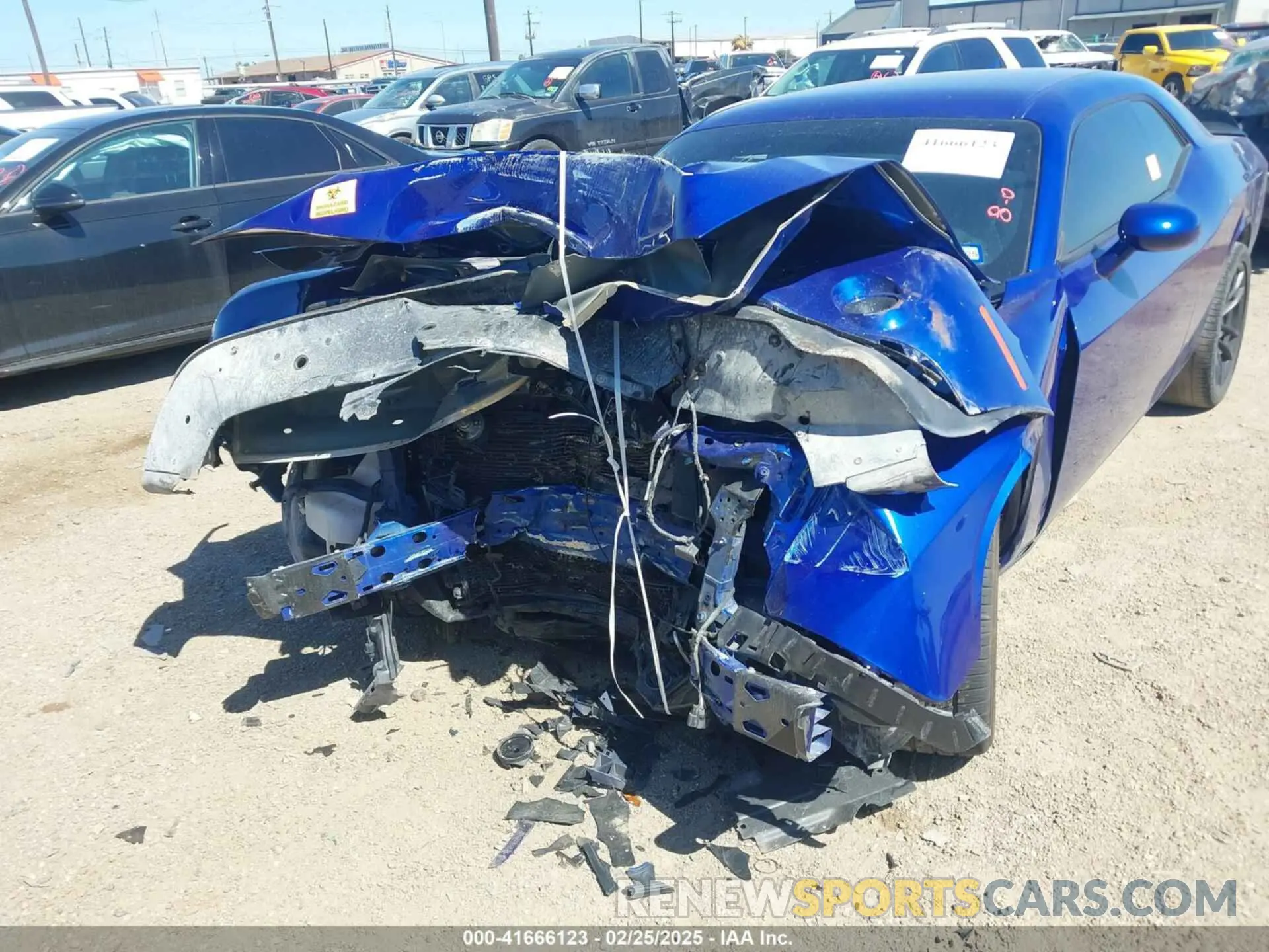 6 Photograph of a damaged car 2C3CDZBT2NH185513 DODGE CHALLENGER 2022