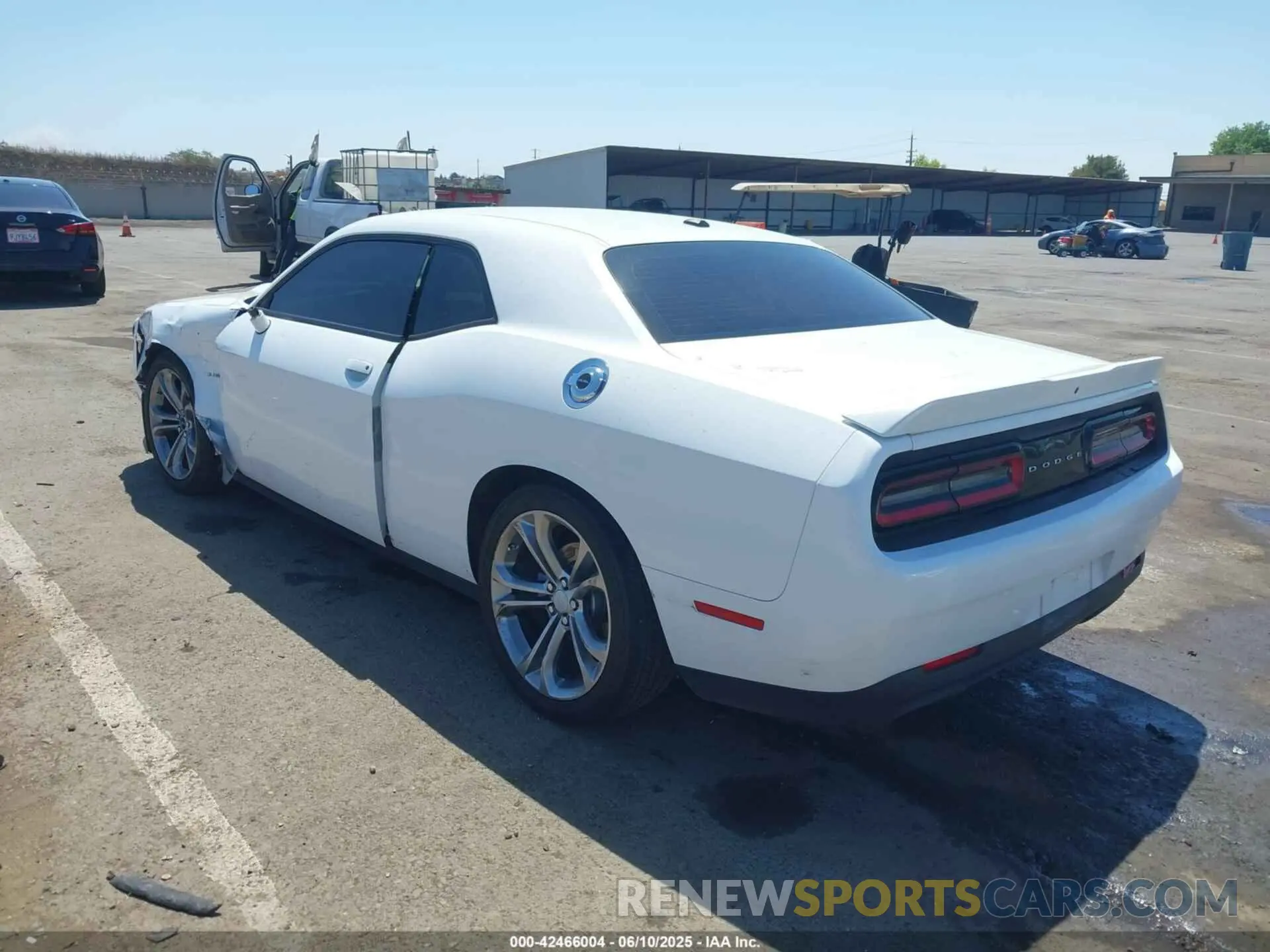 3 Photograph of a damaged car 2C3CDZBT4NH105158 DODGE CHALLENGER 2022