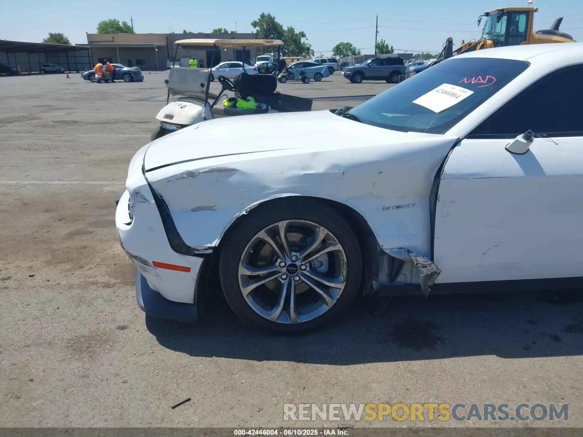 6 Photograph of a damaged car 2C3CDZBT4NH105158 DODGE CHALLENGER 2022