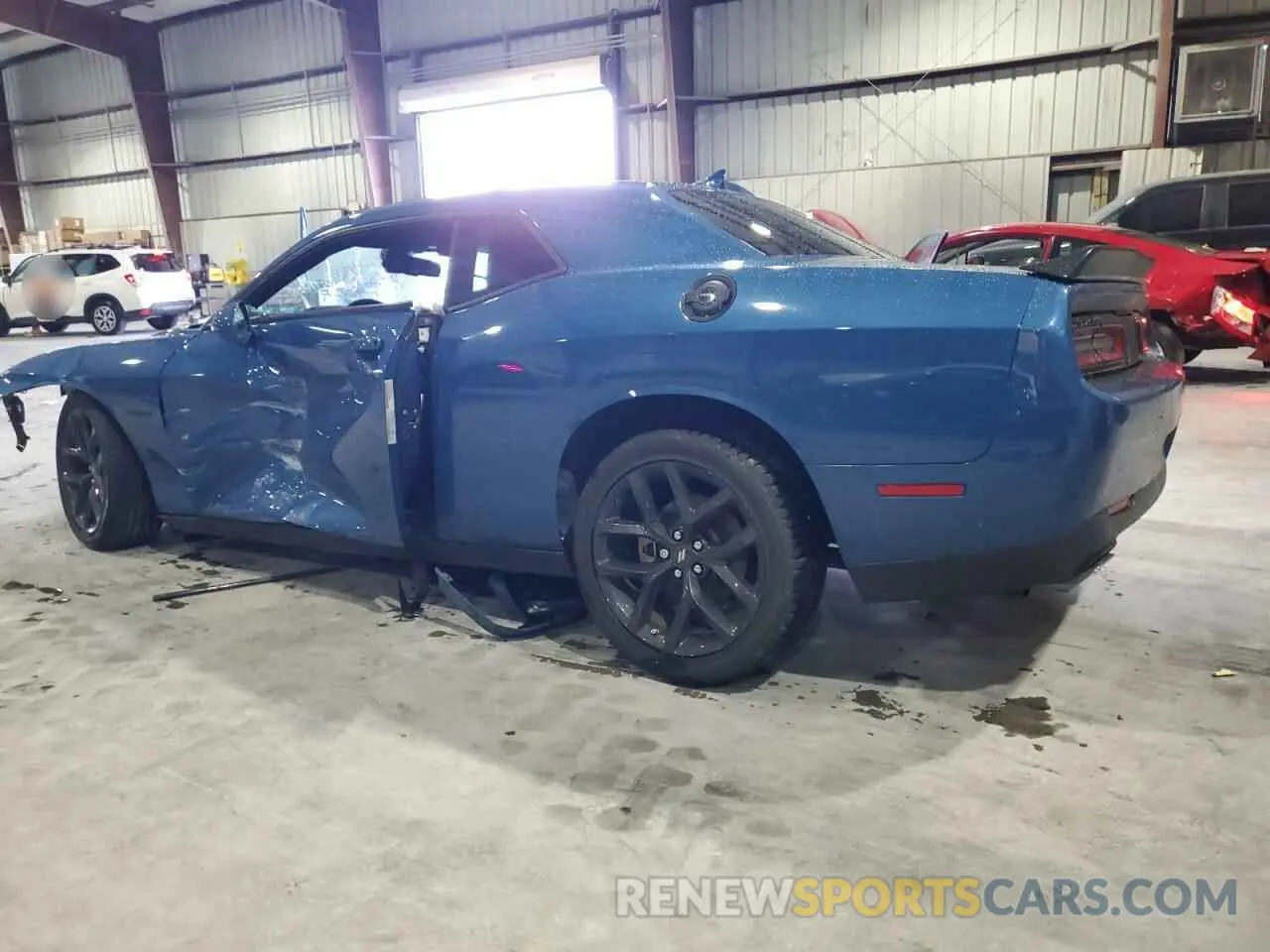 2 Photograph of a damaged car 2C3CDZBT5NH137133 DODGE CHALLENGER 2022