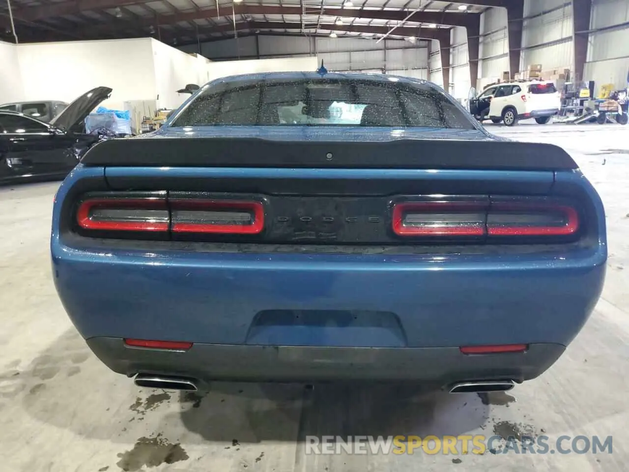 6 Photograph of a damaged car 2C3CDZBT5NH137133 DODGE CHALLENGER 2022