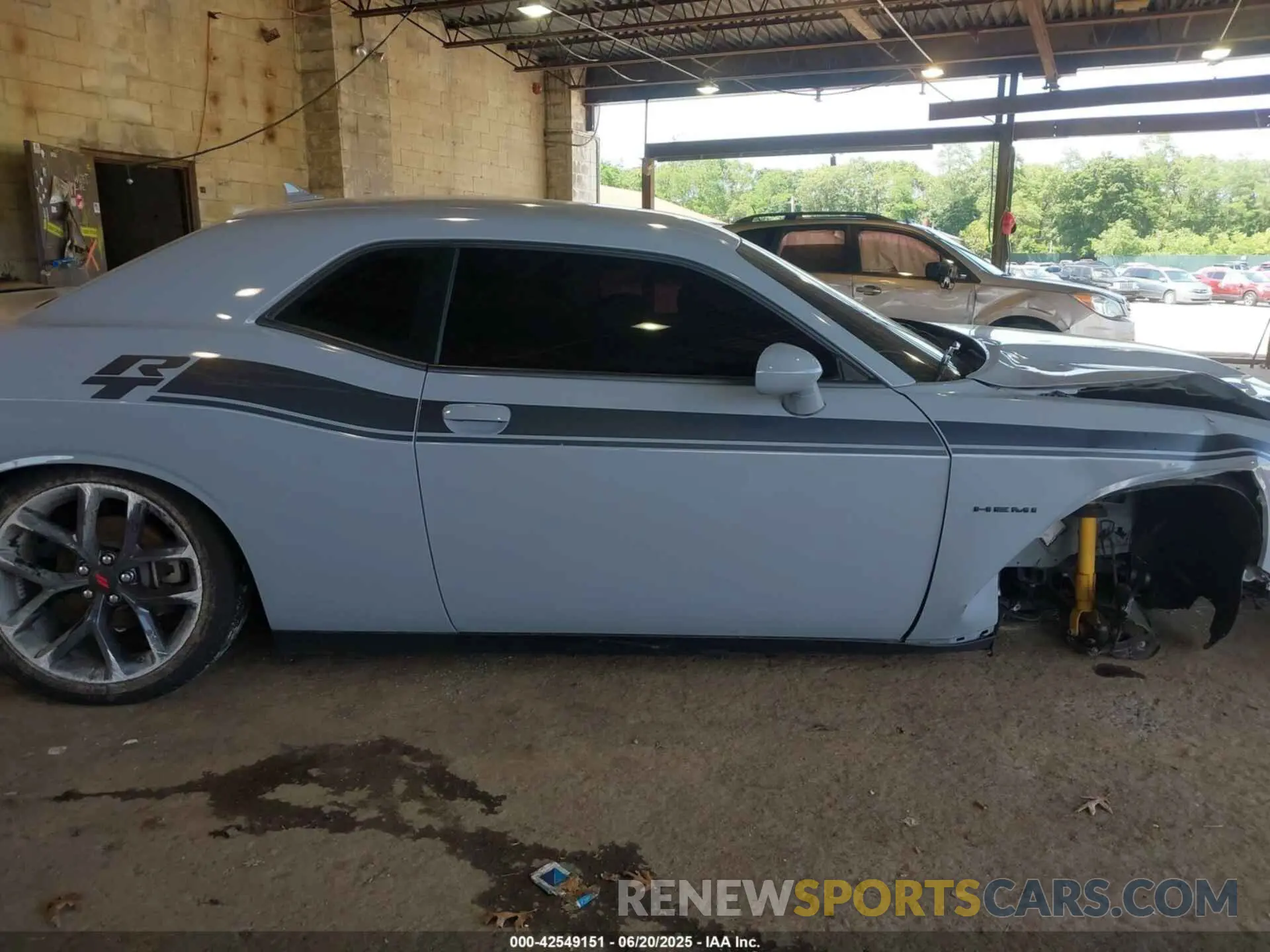 13 Photograph of a damaged car 2C3CDZBT5NH234316 DODGE CHALLENGER 2022
