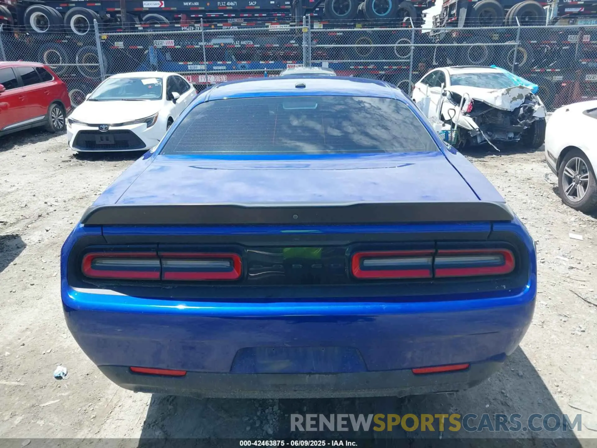 15 Photograph of a damaged car 2C3CDZBT6NH149131 DODGE CHALLENGER 2022