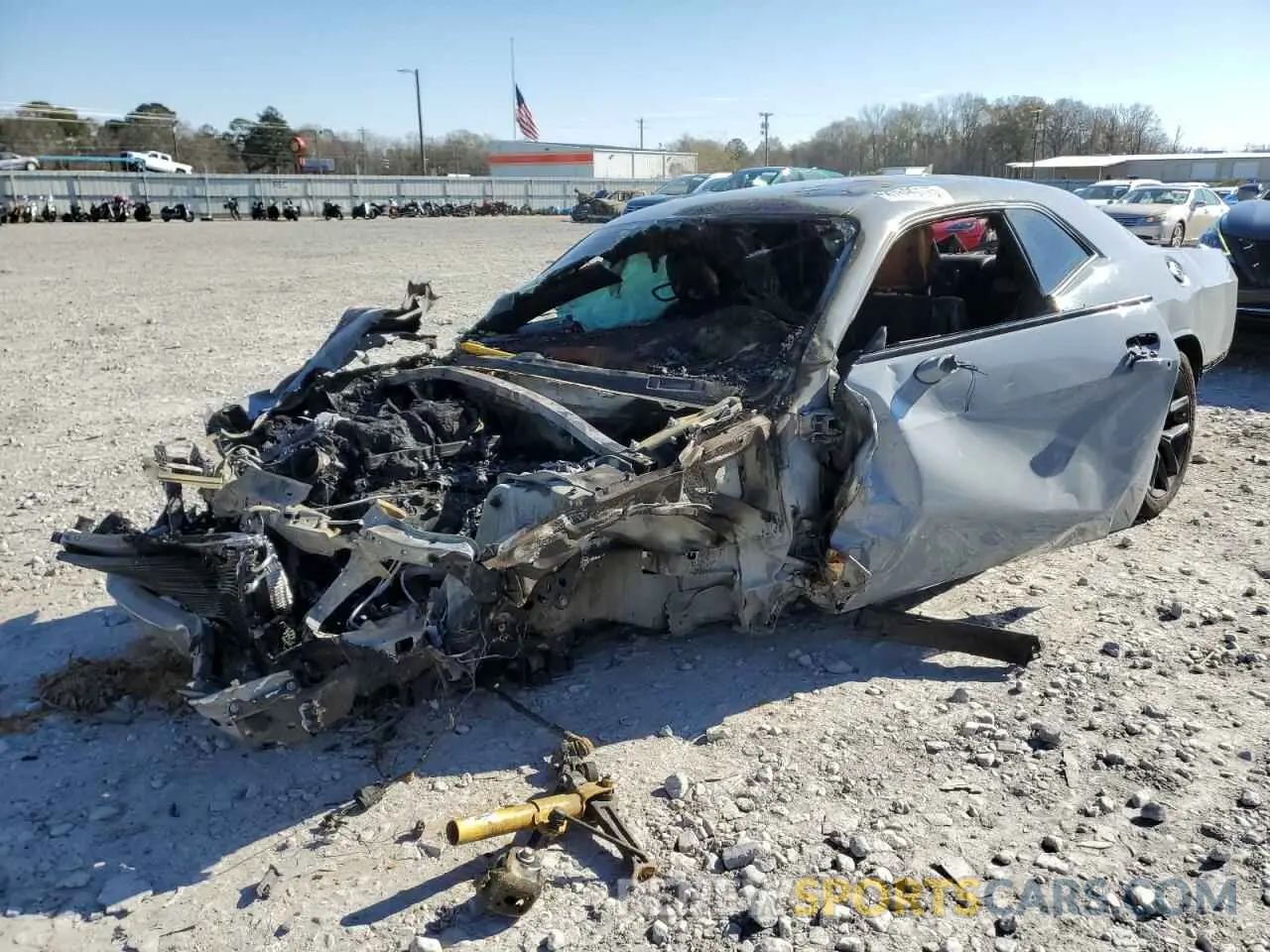 1 Photograph of a damaged car 2C3CDZBT6NH233885 DODGE CHALLENGER 2022