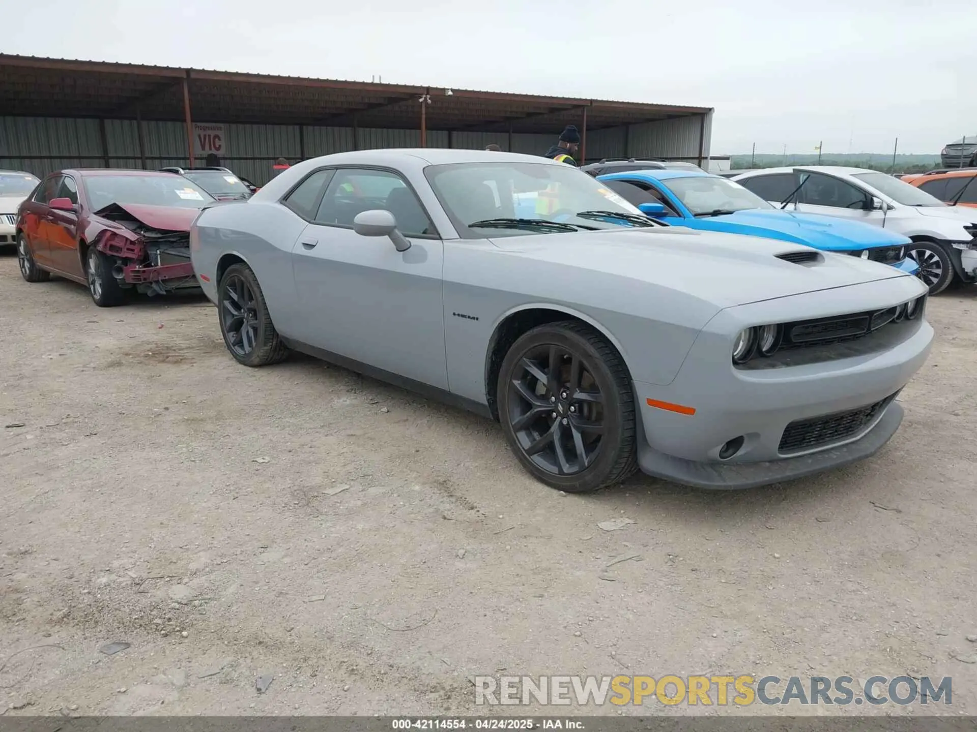 1 Photograph of a damaged car 2C3CDZBT7NH188228 DODGE CHALLENGER 2022