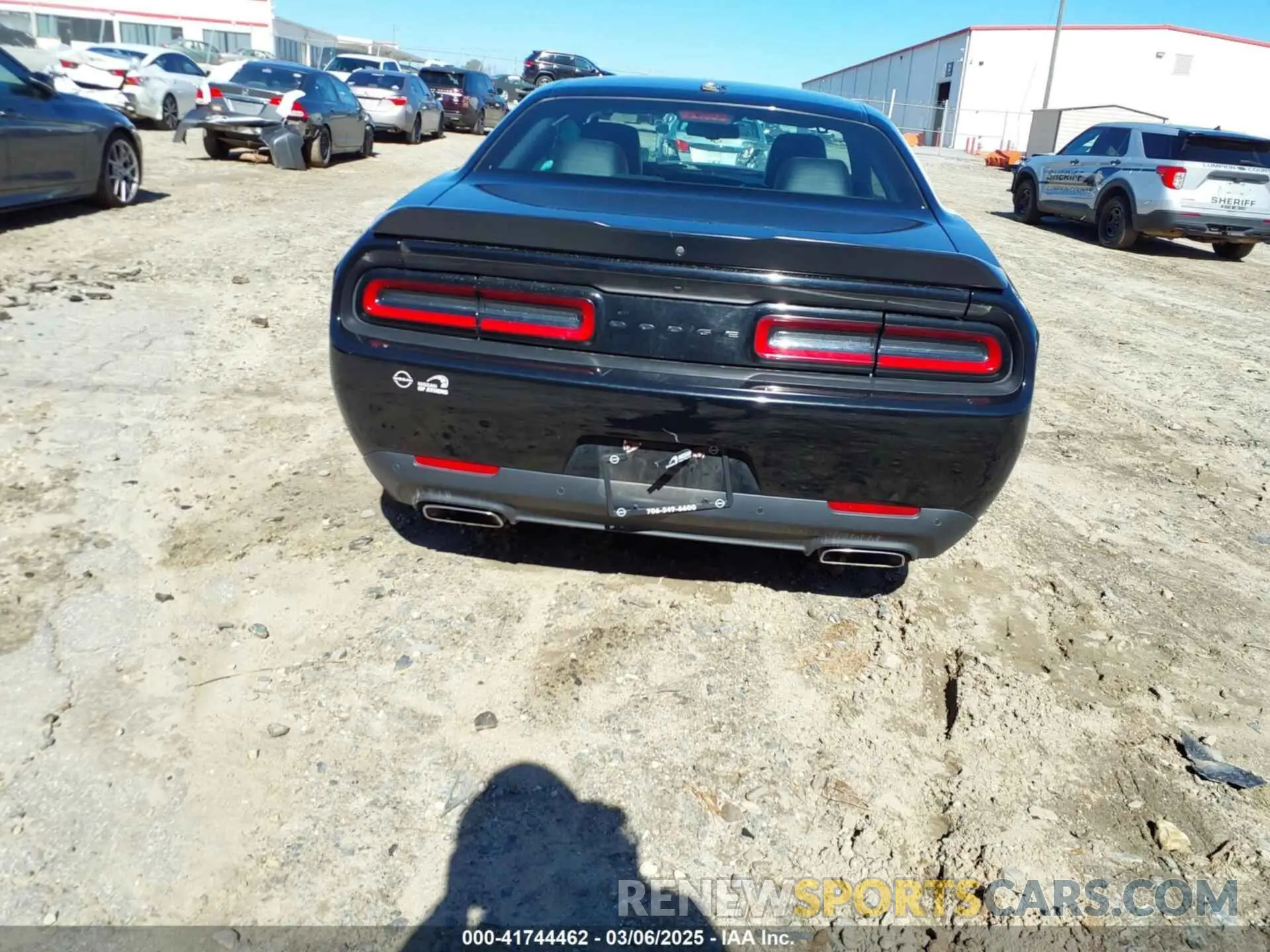 16 Photograph of a damaged car 2C3CDZBT7NH233992 DODGE CHALLENGER 2022