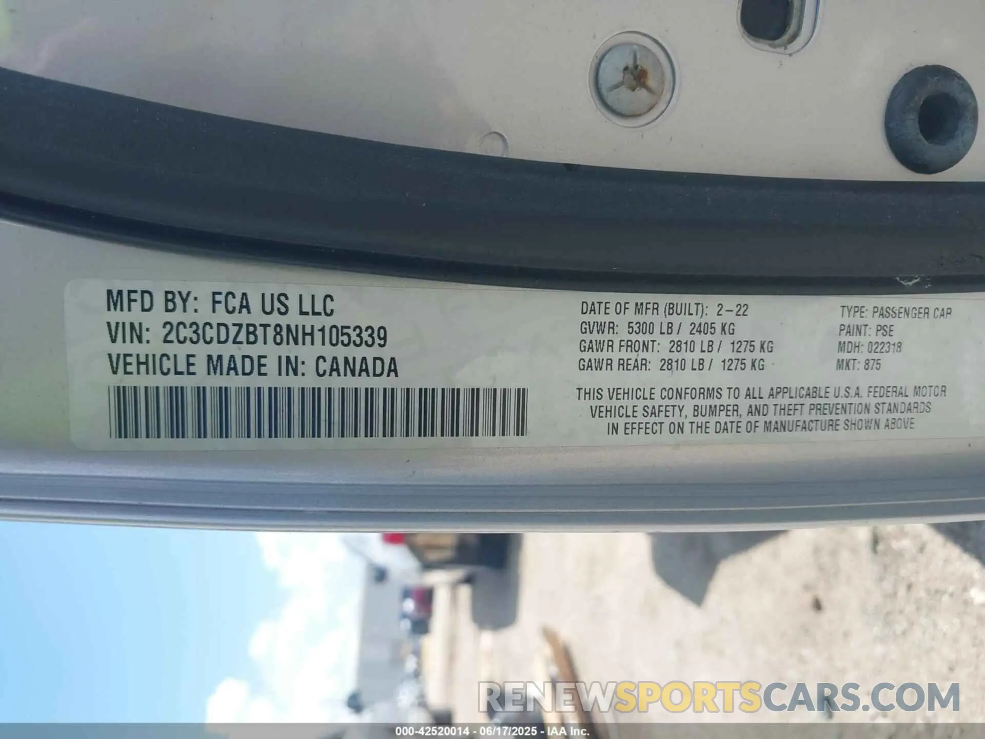 9 Photograph of a damaged car 2C3CDZBT8NH105339 DODGE CHALLENGER 2022