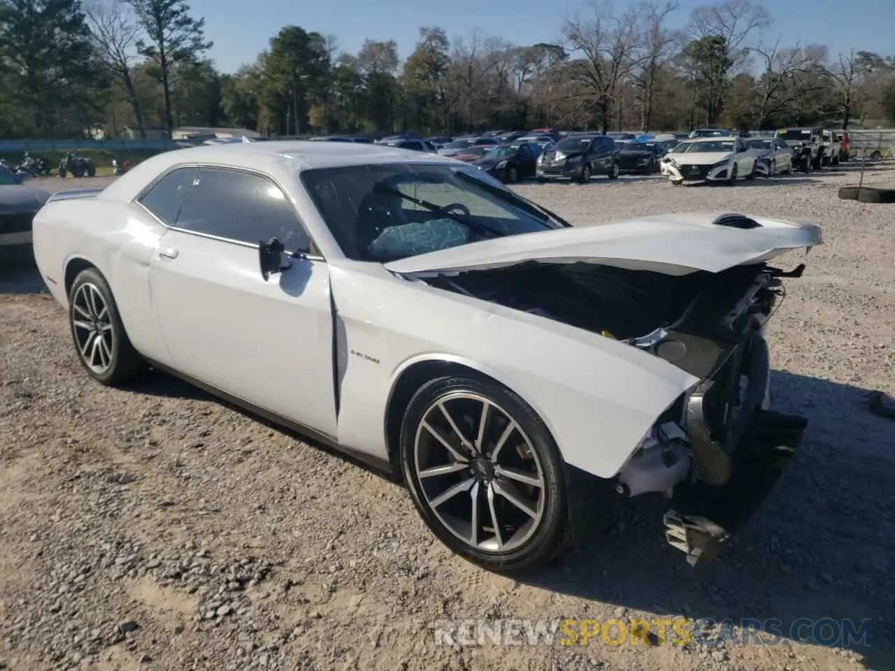 4 Photograph of a damaged car 2C3CDZBT8NH230776 DODGE CHALLENGER 2022