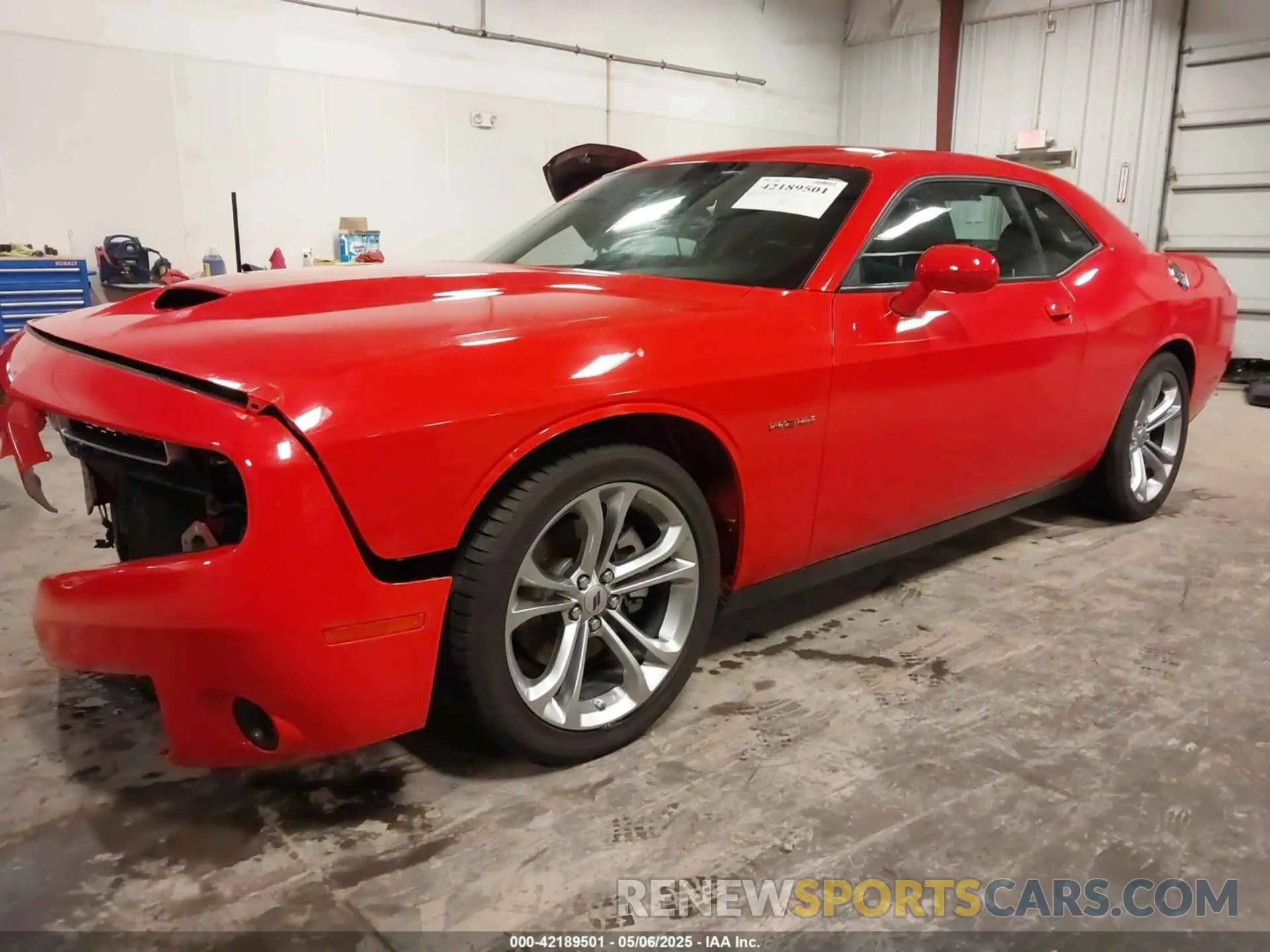 2 Photograph of a damaged car 2C3CDZBTXNH108226 DODGE CHALLENGER 2022