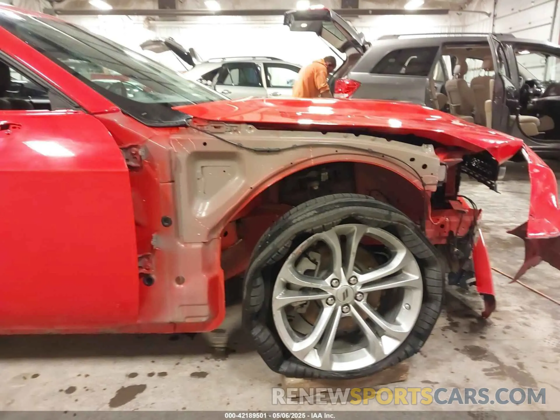 21 Photograph of a damaged car 2C3CDZBTXNH108226 DODGE CHALLENGER 2022