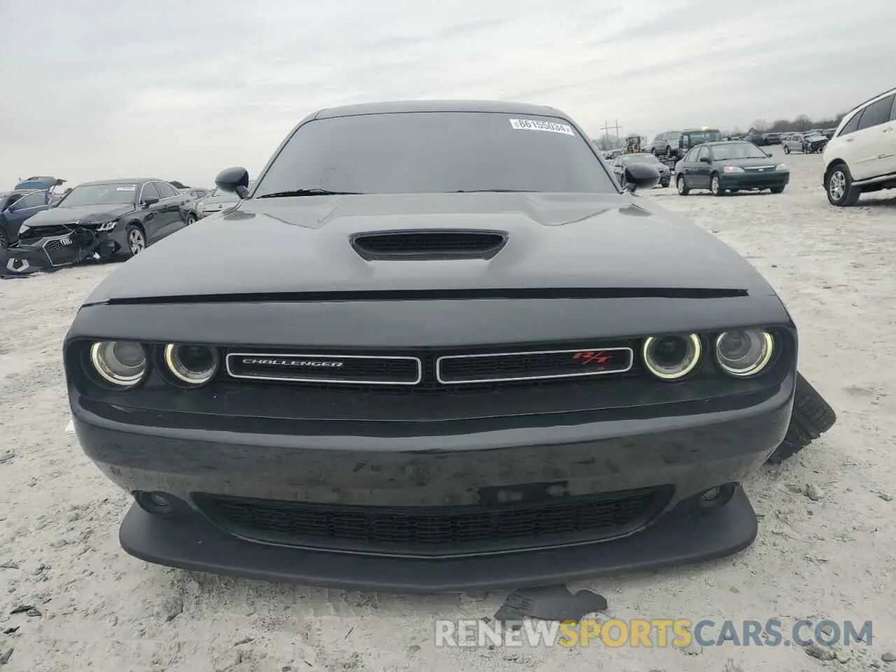 5 Photograph of a damaged car 2C3CDZBTXNH151139 DODGE CHALLENGER 2022