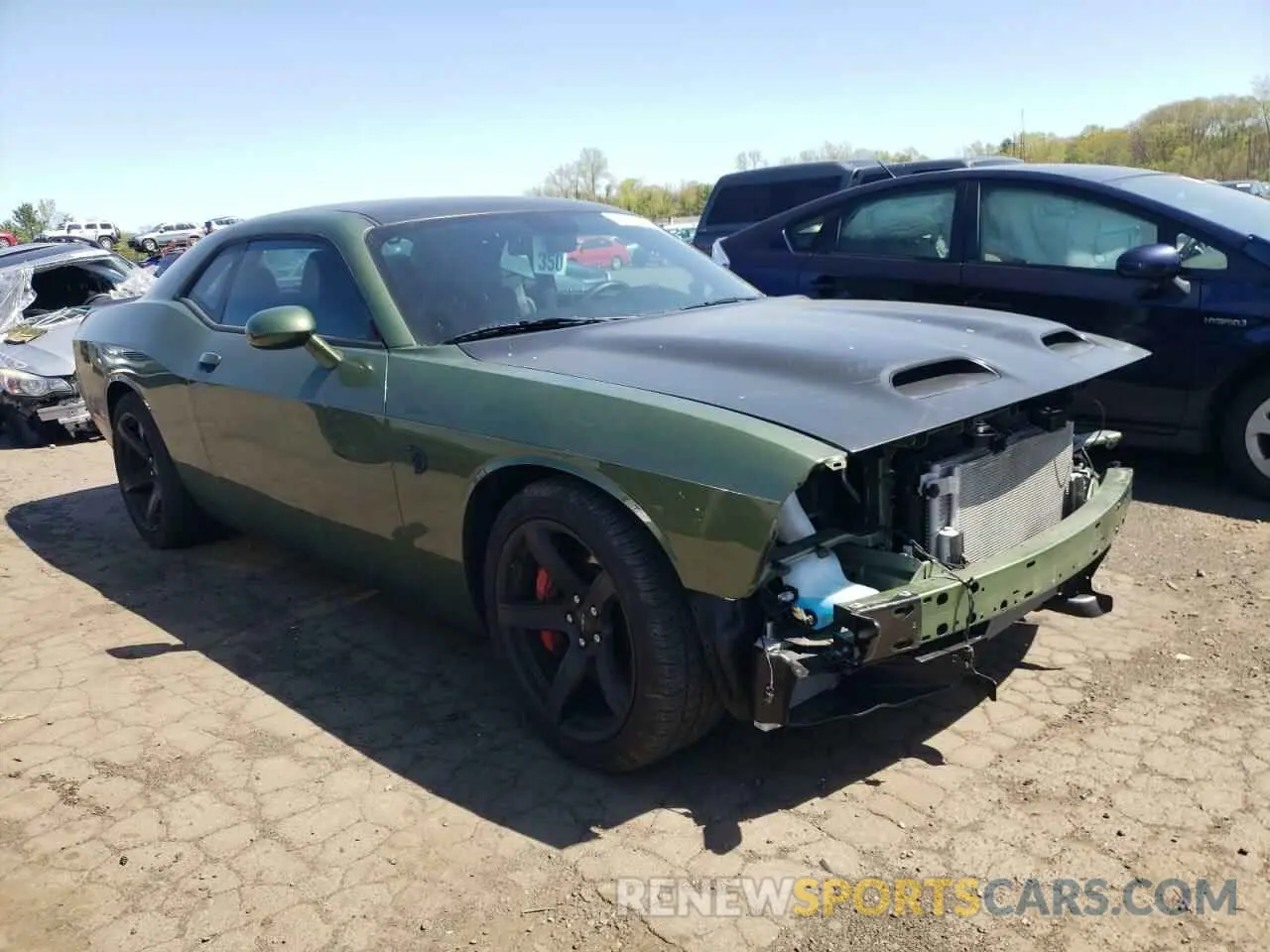 4 Photograph of a damaged car 2C3CDZC96NH260152 DODGE CHALLENGER 2022