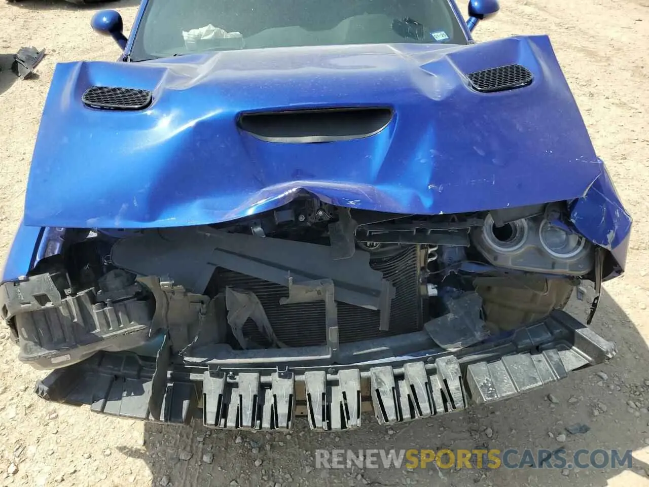 13 Photograph of a damaged car 2C3CDZFJ0NH137064 DODGE CHALLENGER 2022