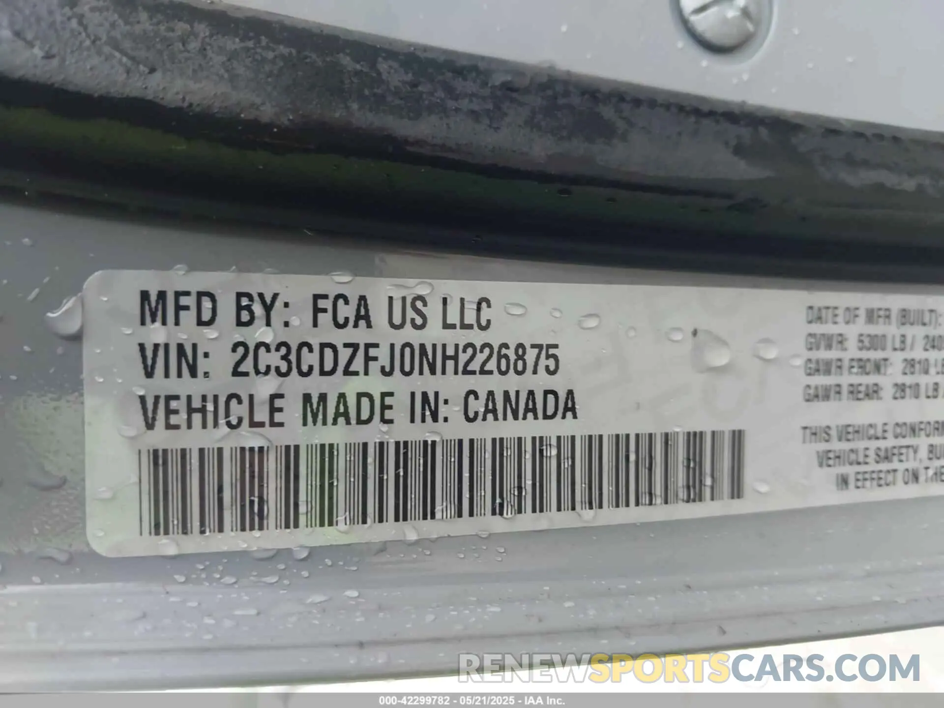 9 Photograph of a damaged car 2C3CDZFJ0NH226875 DODGE CHALLENGER 2022