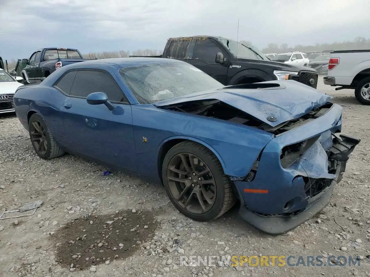 4 Photograph of a damaged car 2C3CDZFJ1NH109046 DODGE CHALLENGER 2022