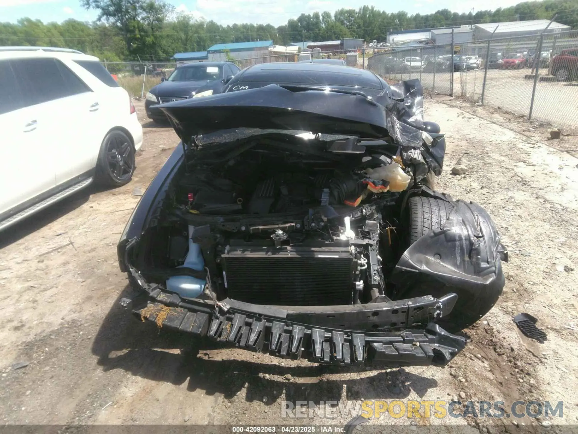 12 Photograph of a damaged car 2C3CDZFJ1NH113100 DODGE CHALLENGER 2022