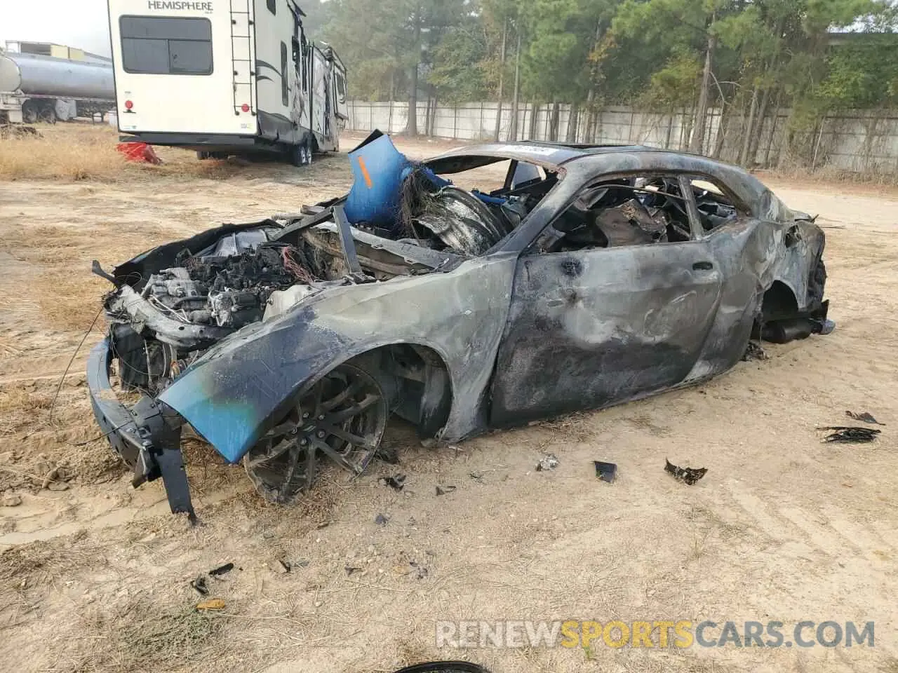1 Photograph of a damaged car 2C3CDZFJ2NH171815 DODGE CHALLENGER 2022