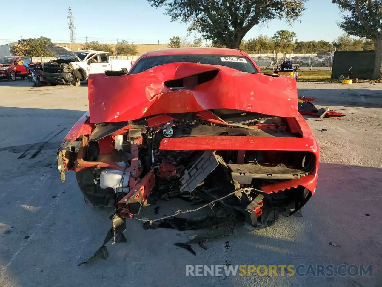 5 Photograph of a damaged car 2C3CDZFJ2NH254015 DODGE CHALLENGER 2022