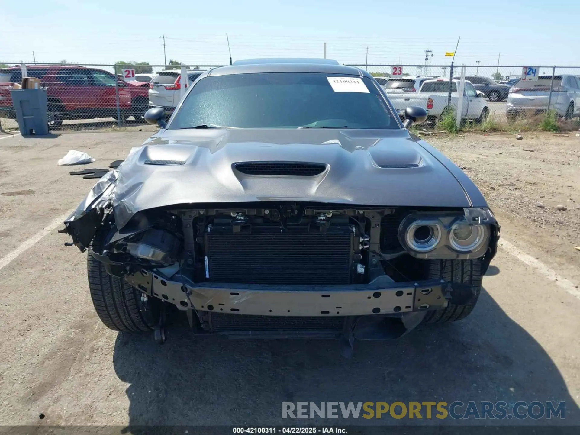 13 Photograph of a damaged car 2C3CDZFJ3NH195735 DODGE CHALLENGER 2022