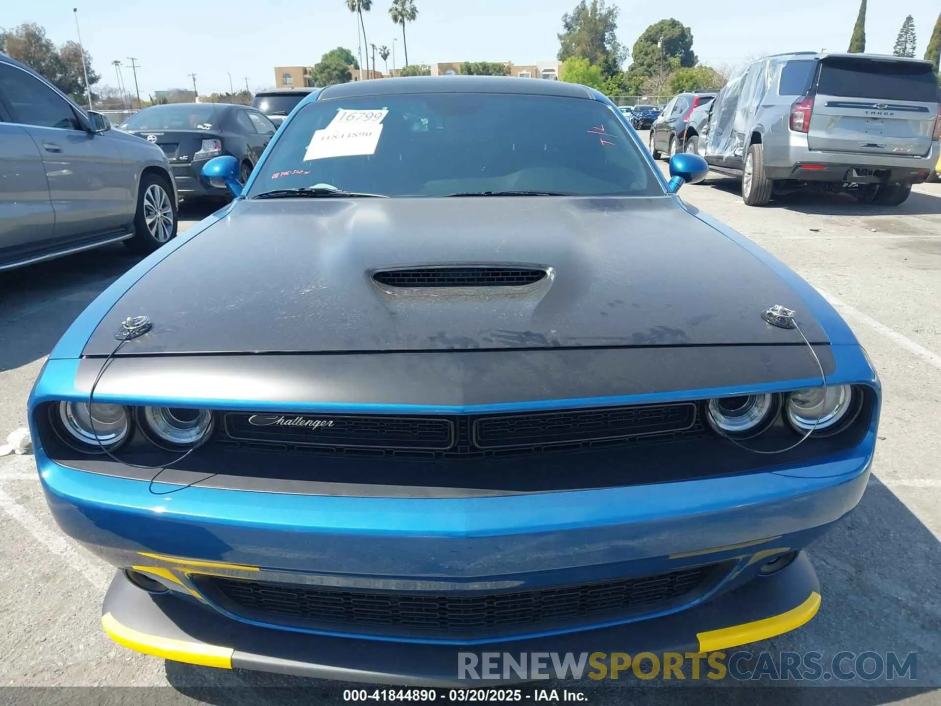13 Photograph of a damaged car 2C3CDZFJ4NH131297 DODGE CHALLENGER 2022