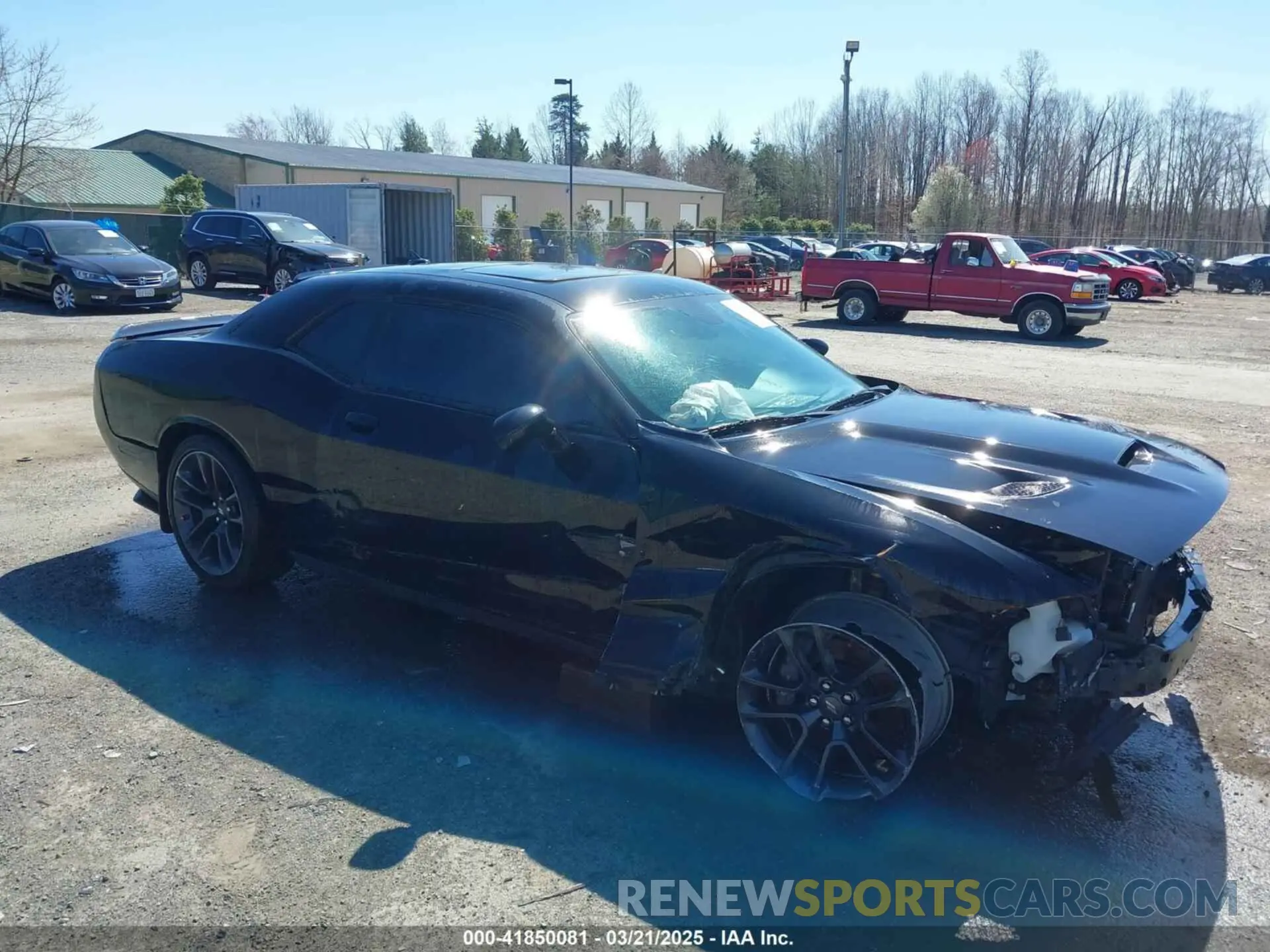 1 Photograph of a damaged car 2C3CDZFJ4NH256848 DODGE CHALLENGER 2022
