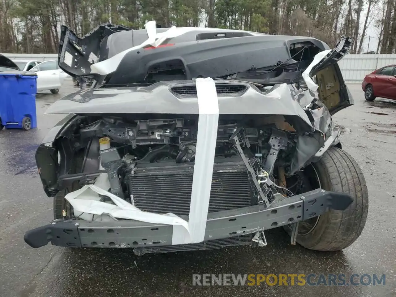 5 Photograph of a damaged car 2C3CDZFJ6NH139871 DODGE CHALLENGER 2022