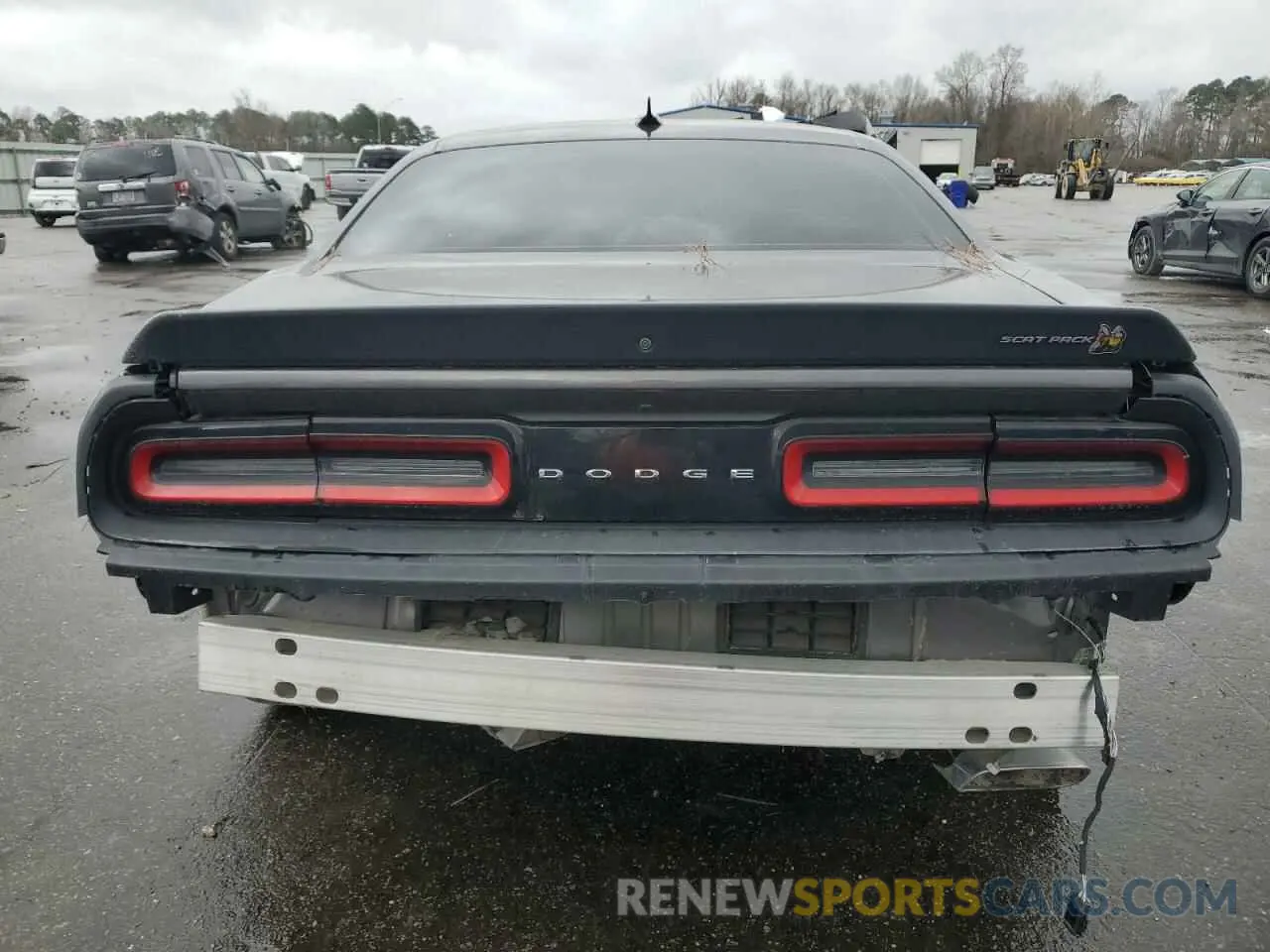 6 Photograph of a damaged car 2C3CDZFJ6NH139871 DODGE CHALLENGER 2022