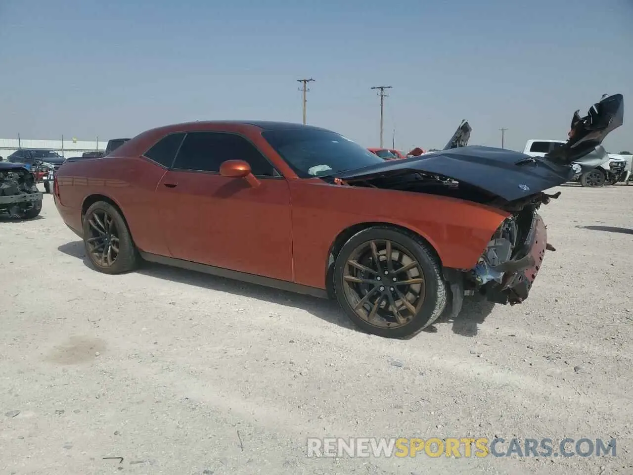 4 Photograph of a damaged car 2C3CDZFJ8NH109304 DODGE CHALLENGER 2022