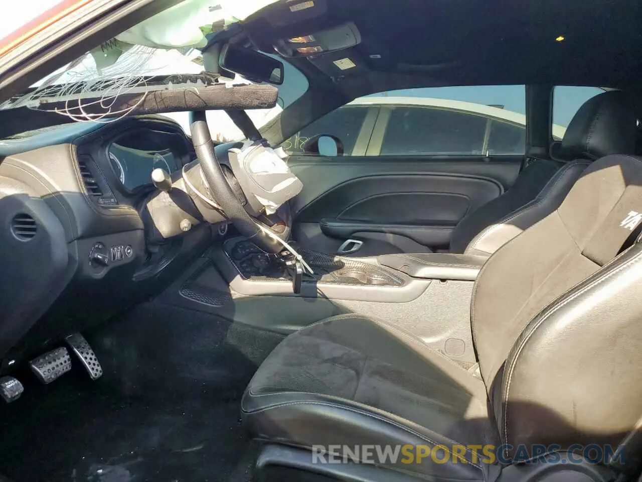 7 Photograph of a damaged car 2C3CDZFJ8NH109304 DODGE CHALLENGER 2022