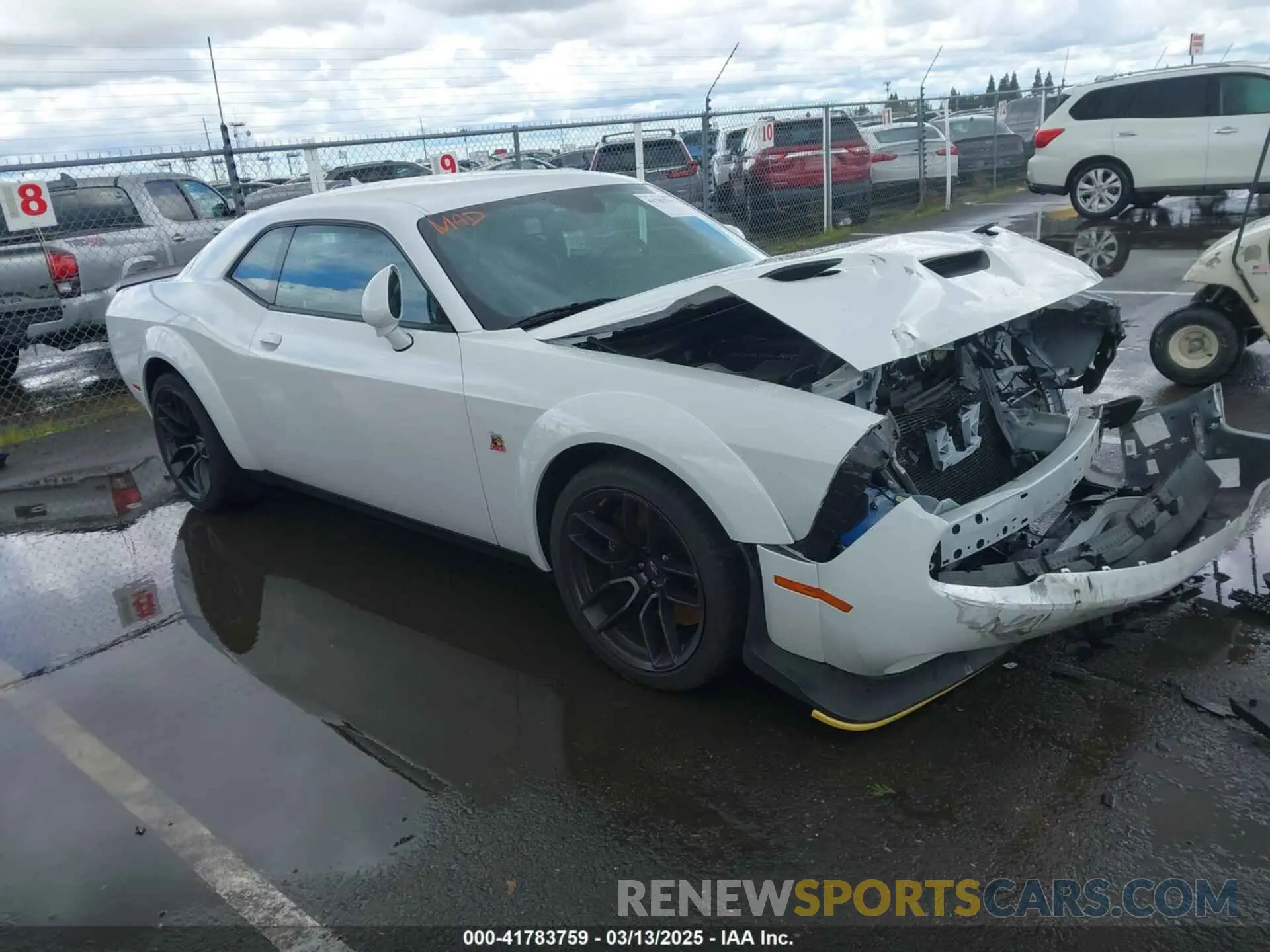 1 Photograph of a damaged car 2C3CDZFJ8NH247571 DODGE CHALLENGER 2022