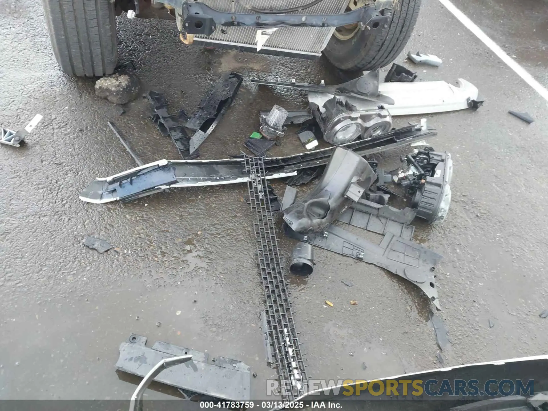 12 Photograph of a damaged car 2C3CDZFJ8NH247571 DODGE CHALLENGER 2022