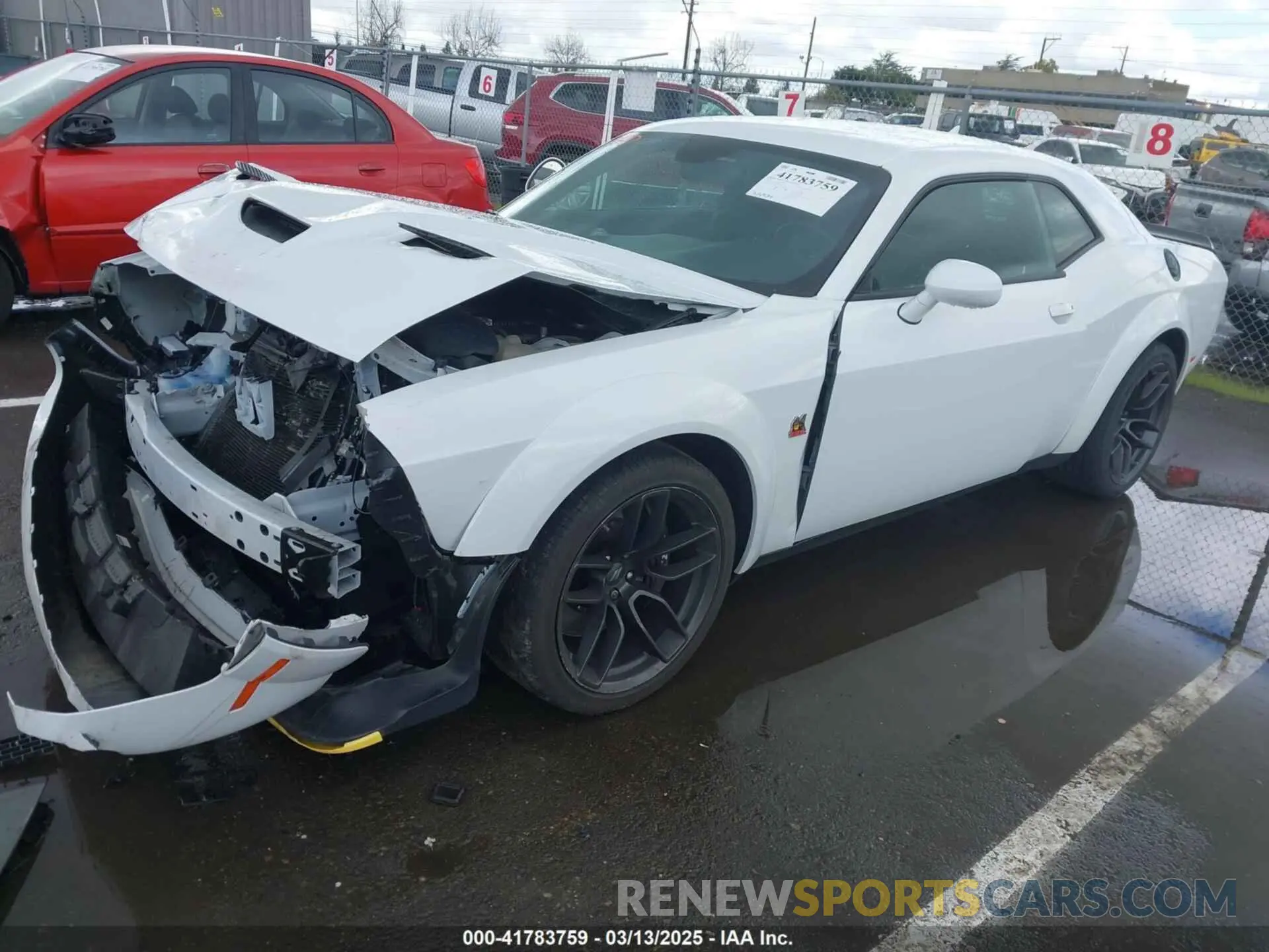 2 Photograph of a damaged car 2C3CDZFJ8NH247571 DODGE CHALLENGER 2022