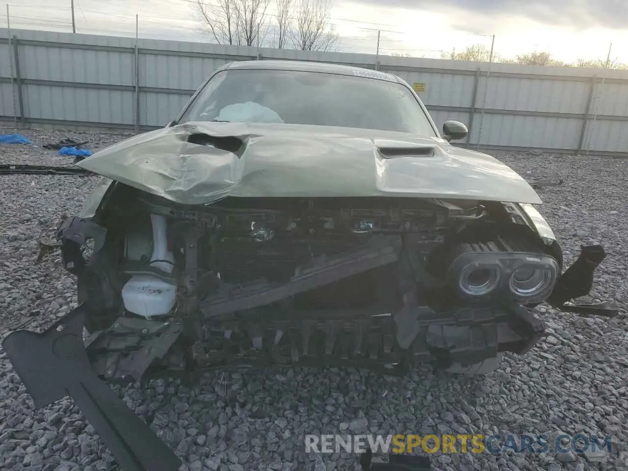 5 Photograph of a damaged car 2C3CDZGG0NH175736 DODGE CHALLENGER 2022