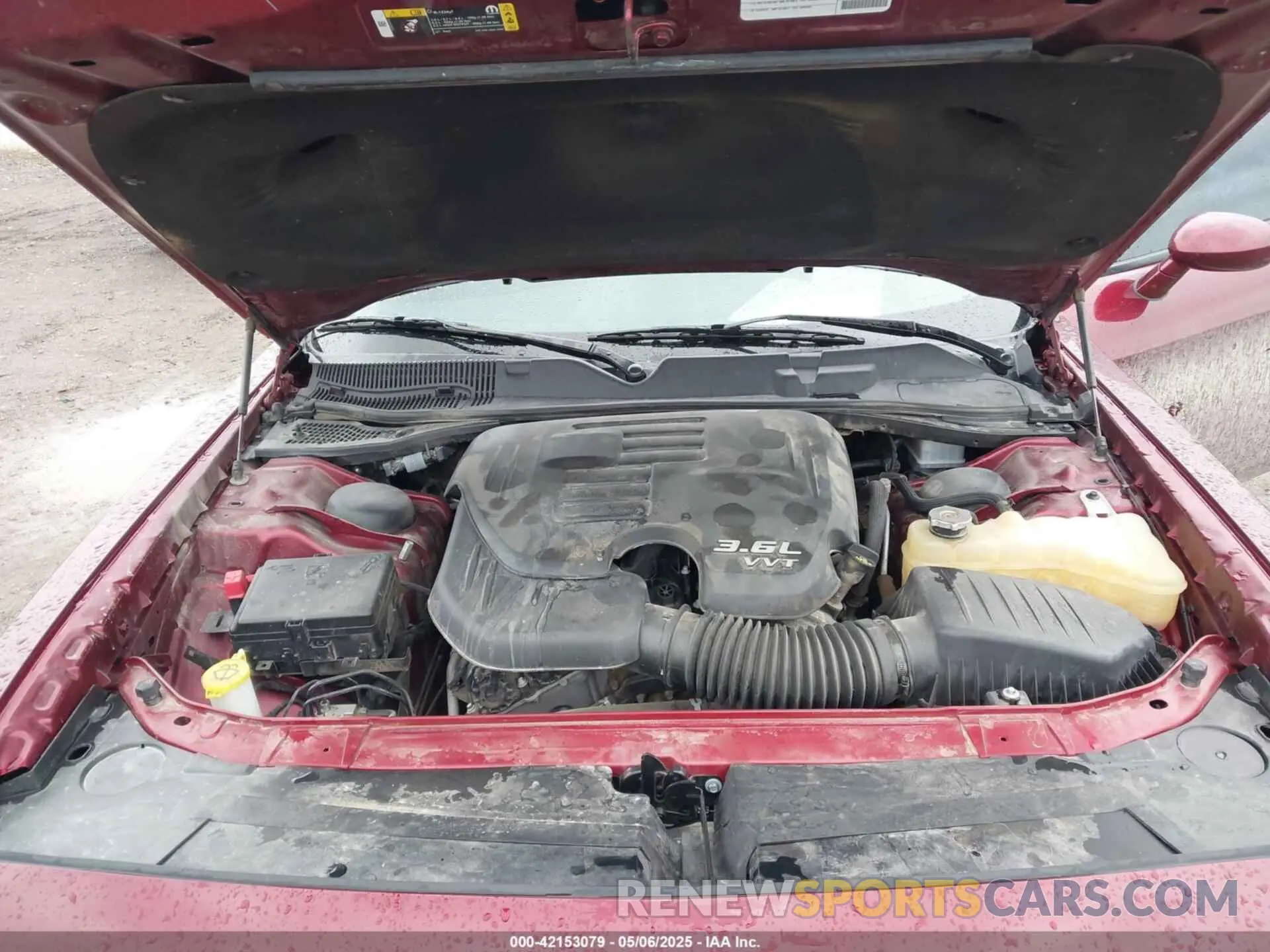 10 Photograph of a damaged car 2C3CDZGG4NH172239 DODGE CHALLENGER 2022